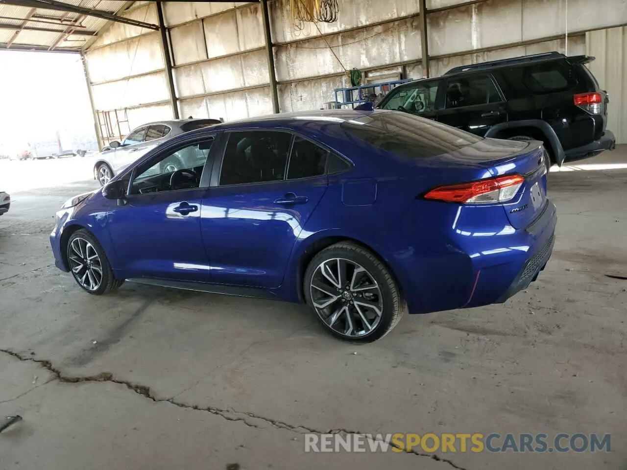 2 fotografías del automóvil dañado 5YFS4MCE6NP129191 TOYOTA COROLLA 2022