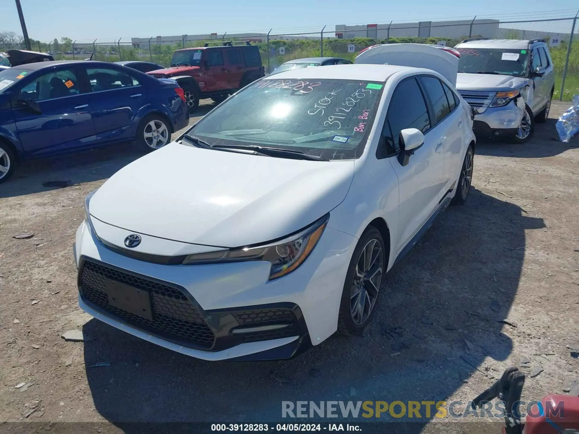 2 fotografías del automóvil dañado 5YFS4MCE6NP132060 TOYOTA COROLLA 2022