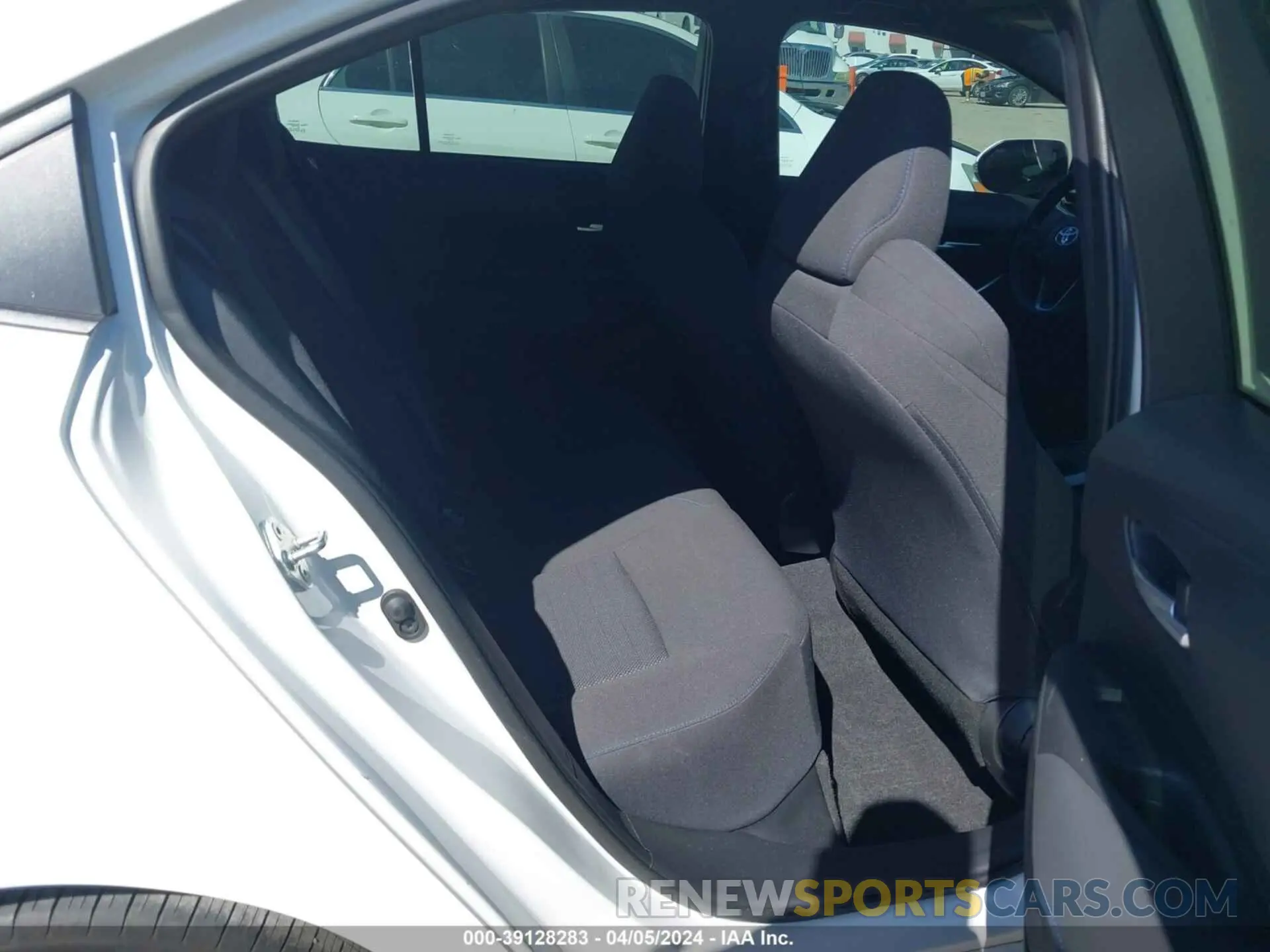 8 fotografías del automóvil dañado 5YFS4MCE6NP132060 TOYOTA COROLLA 2022