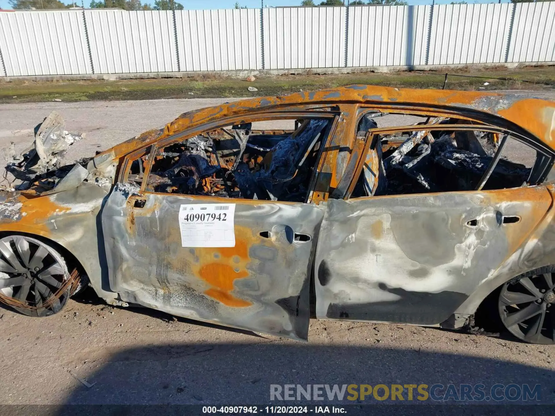 14 fotografías del automóvil dañado 5YFS4MCE6NP132625 TOYOTA COROLLA 2022