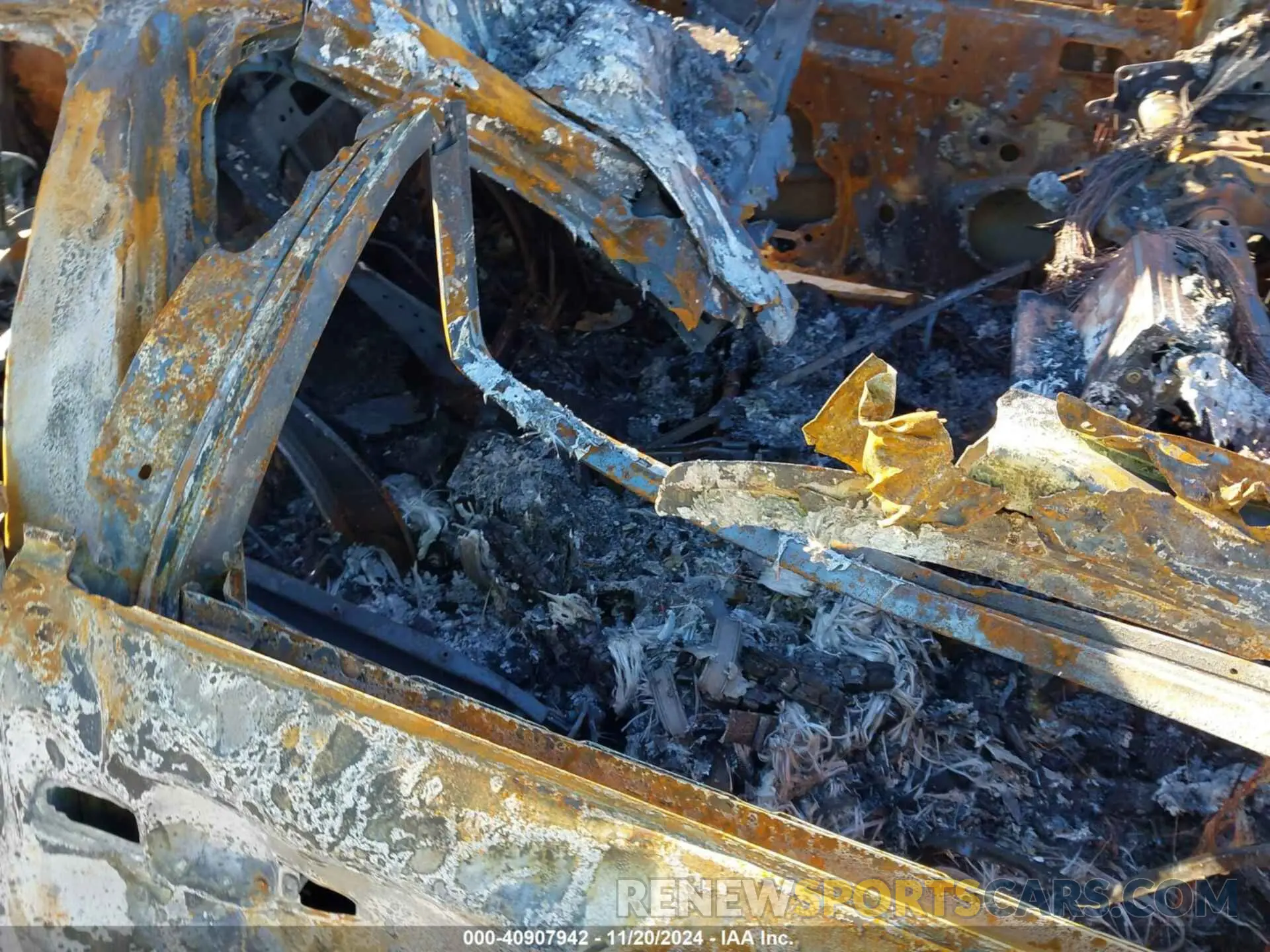 5 fotografías del automóvil dañado 5YFS4MCE6NP132625 TOYOTA COROLLA 2022