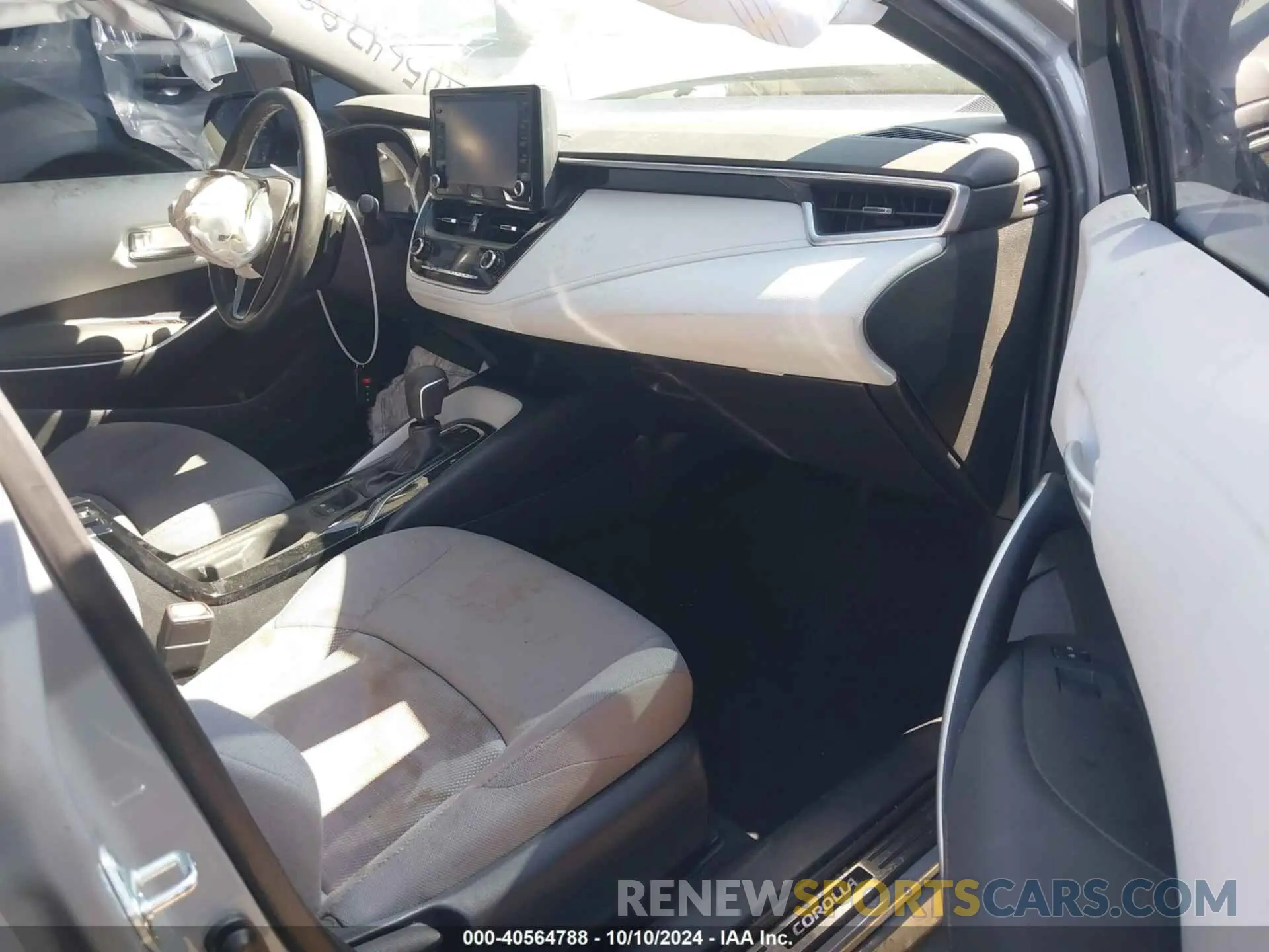 5 fotografías del automóvil dañado 5YFS4MCE6NP138120 TOYOTA COROLLA 2022