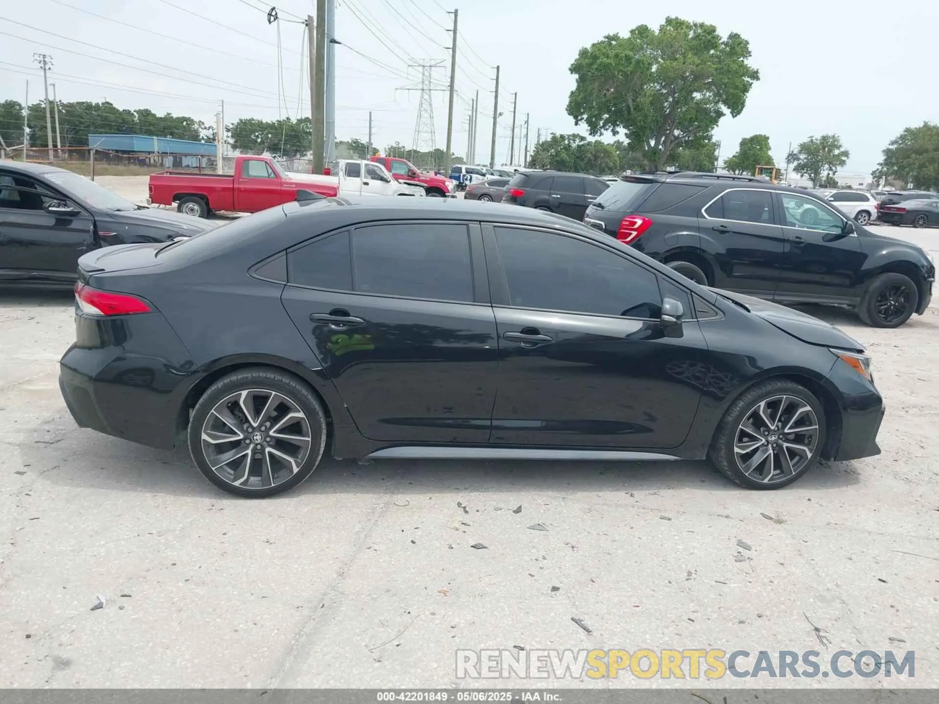 13 fotografías del automóvil dañado 5YFS4MCE7NP100038 TOYOTA COROLLA 2022