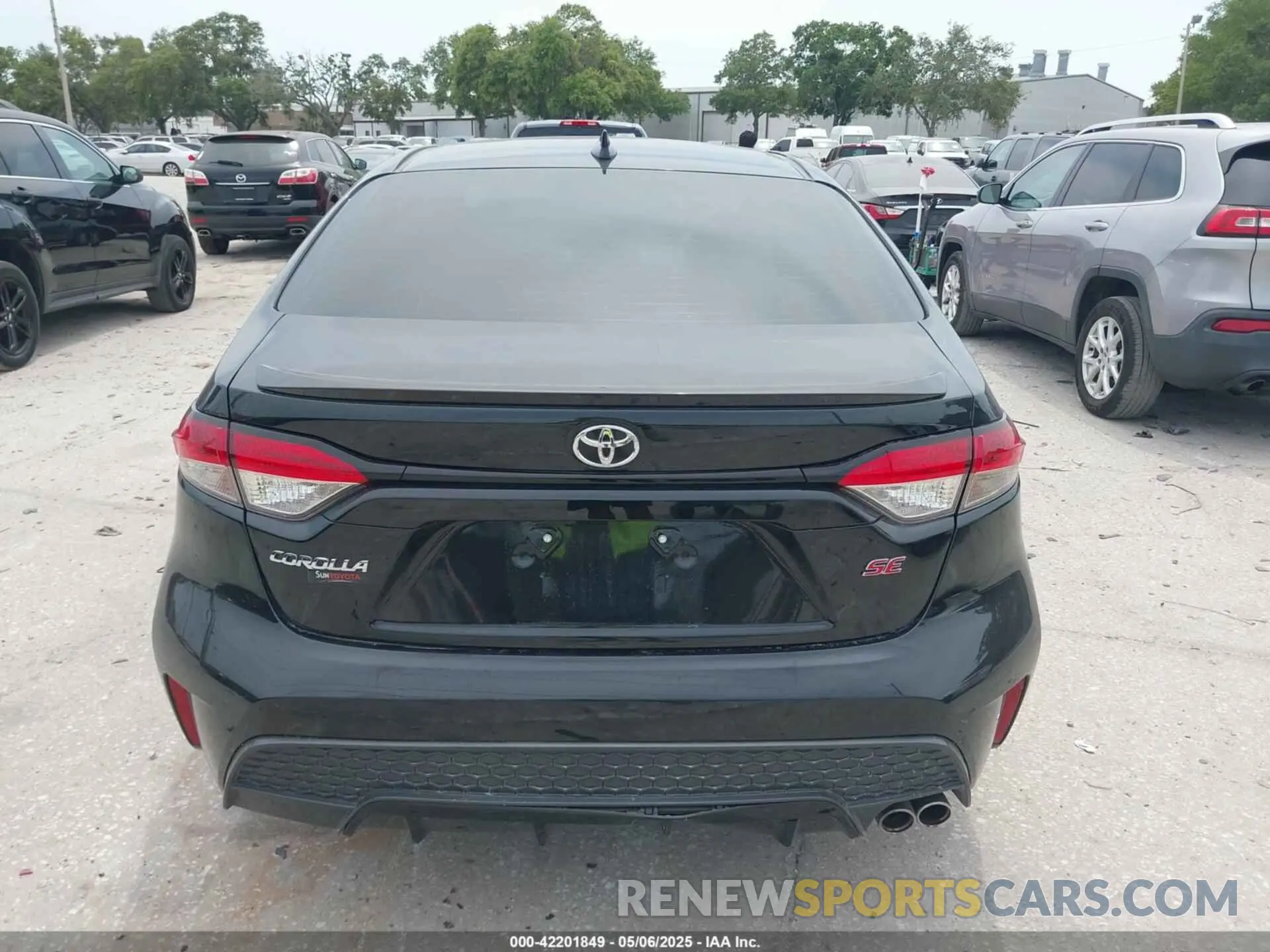 16 fotografías del automóvil dañado 5YFS4MCE7NP100038 TOYOTA COROLLA 2022