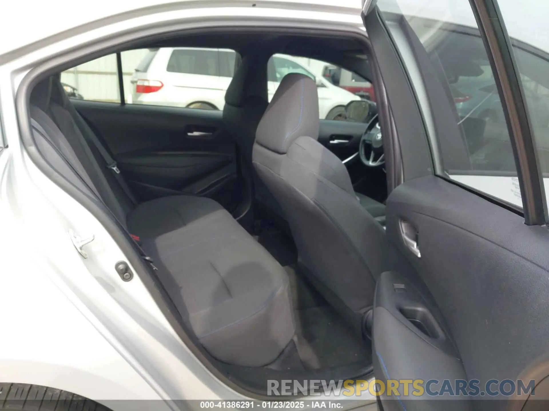 8 fotografías del automóvil dañado 5YFS4MCE8NP100498 TOYOTA COROLLA 2022
