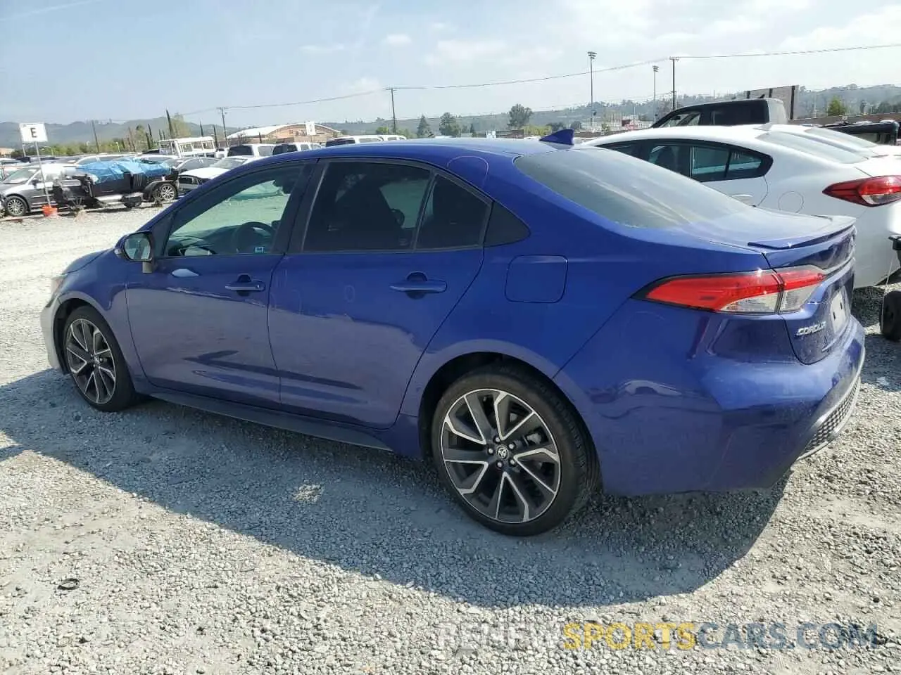 2 fotografías del automóvil dañado 5YFS4MCE8NP106186 TOYOTA COROLLA 2022