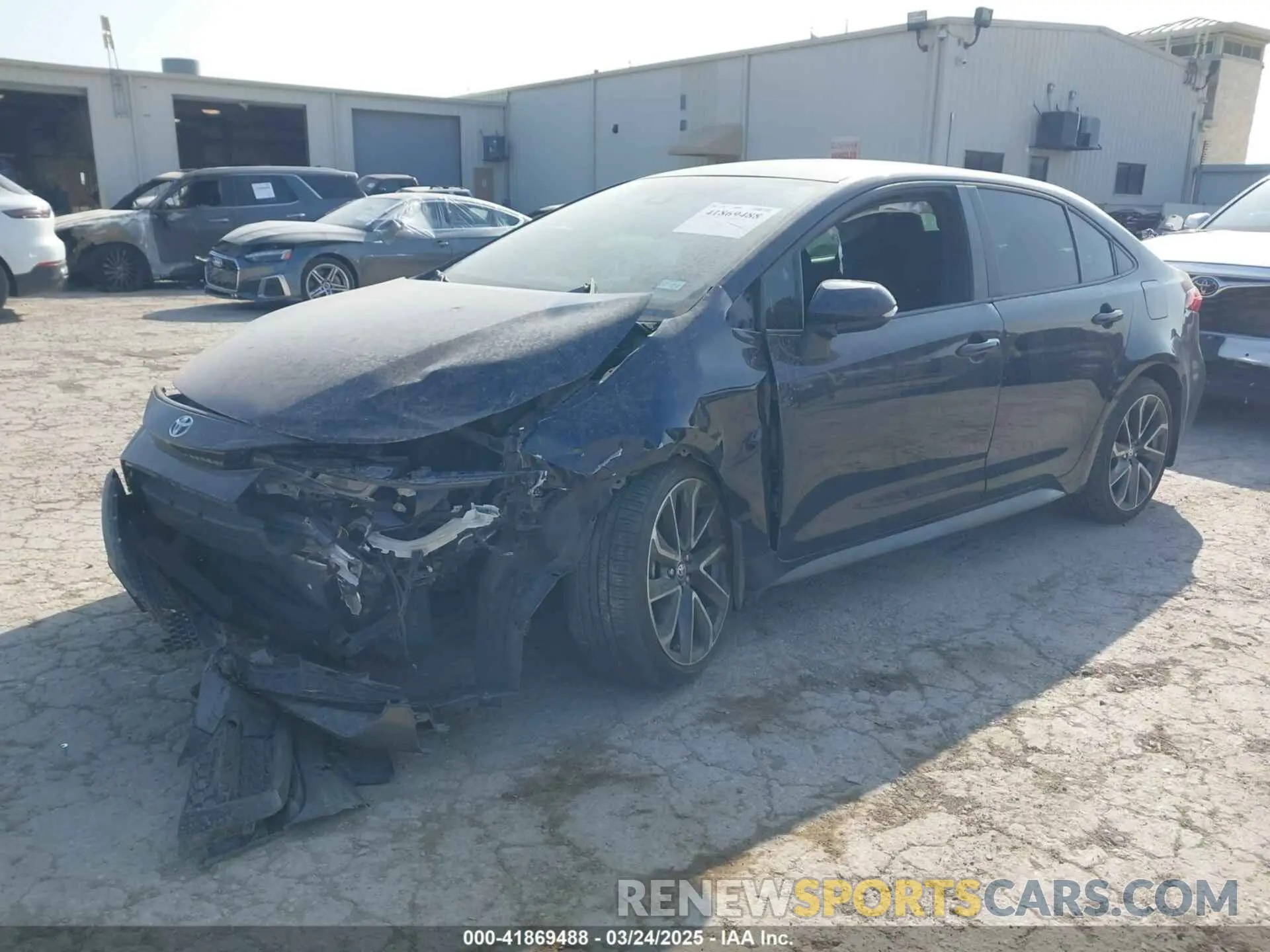 2 fotografías del automóvil dañado 5YFS4MCE9NP131646 TOYOTA COROLLA 2022