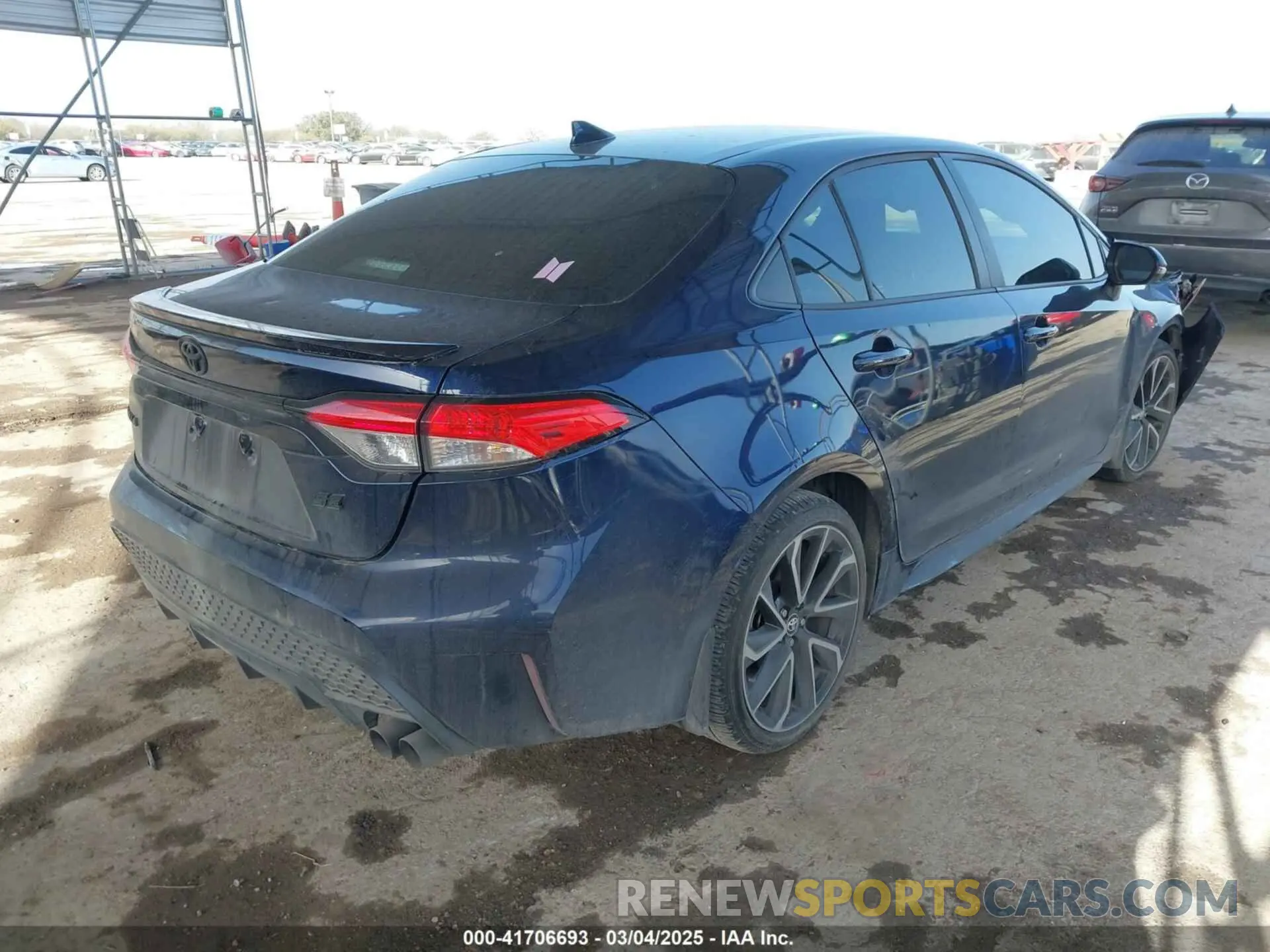 4 fotografías del automóvil dañado 5YFS4MCEXNP130506 TOYOTA COROLLA 2022