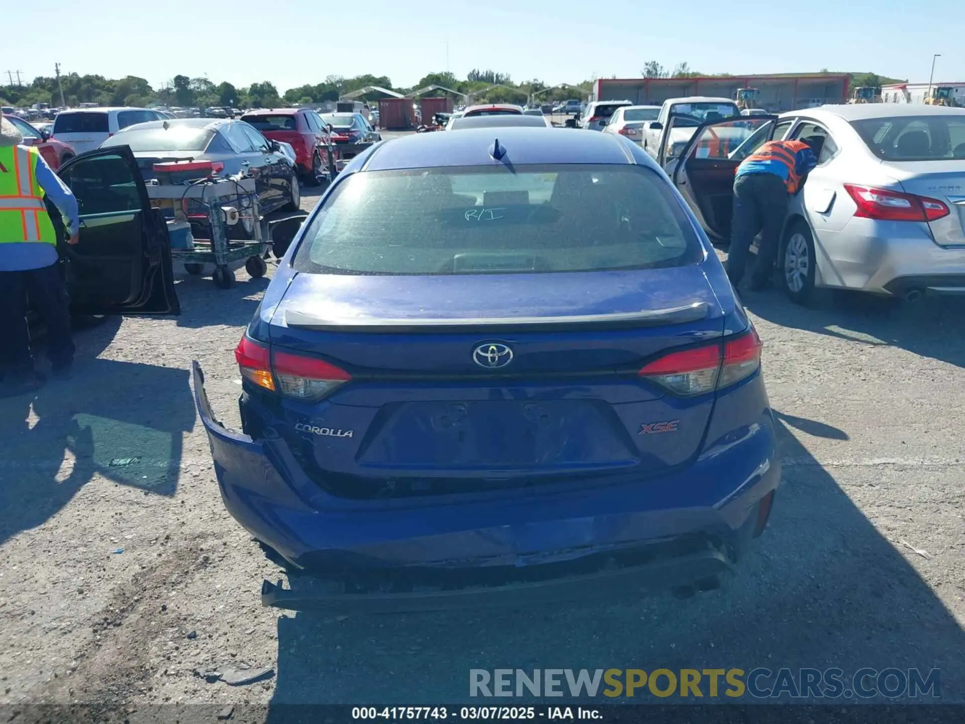 16 fotografías del automóvil dañado 5YFT4MCE0NP112374 TOYOTA COROLLA 2022