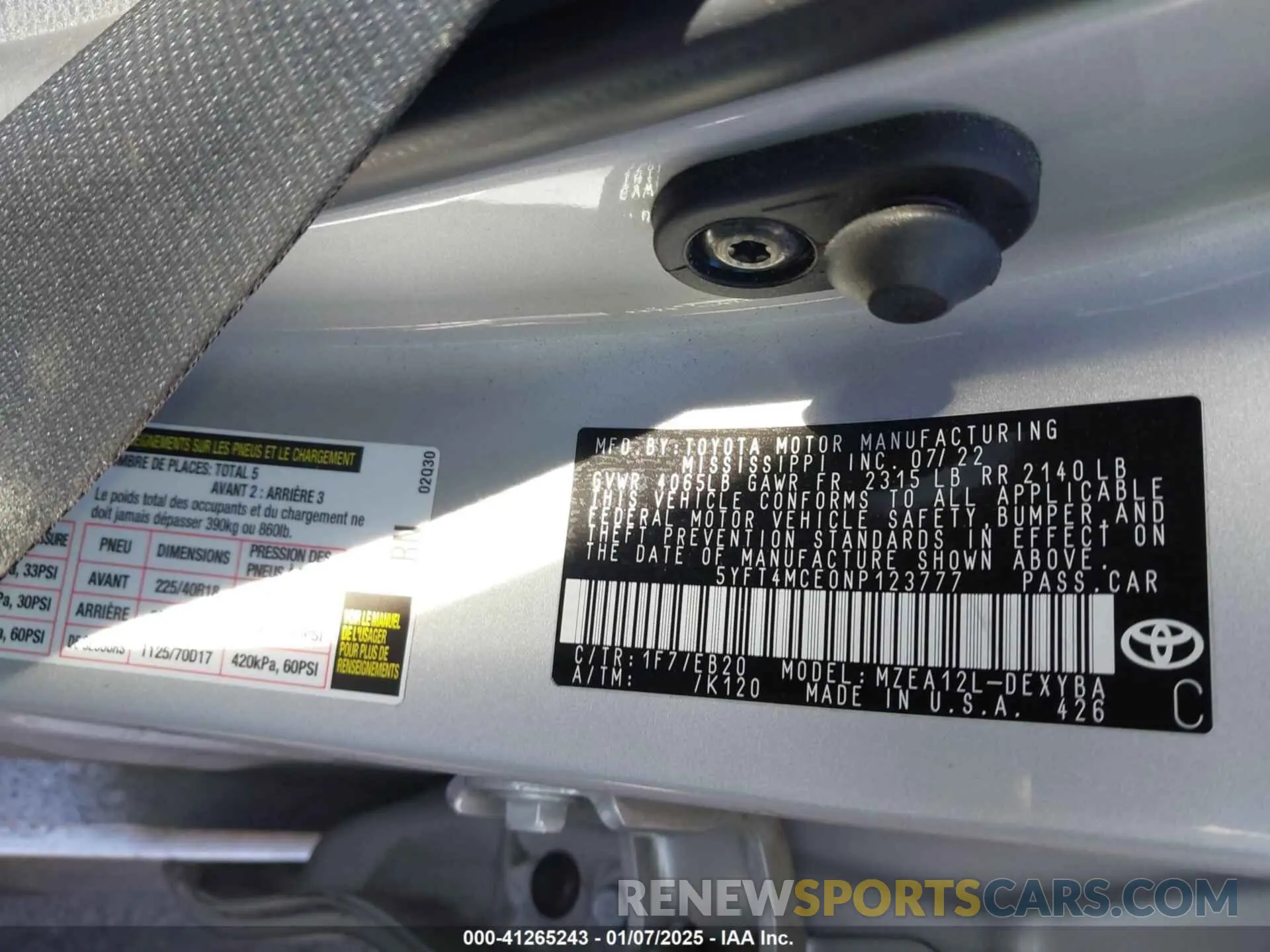 9 fotografías del automóvil dañado 5YFT4MCE0NP123777 TOYOTA COROLLA 2022