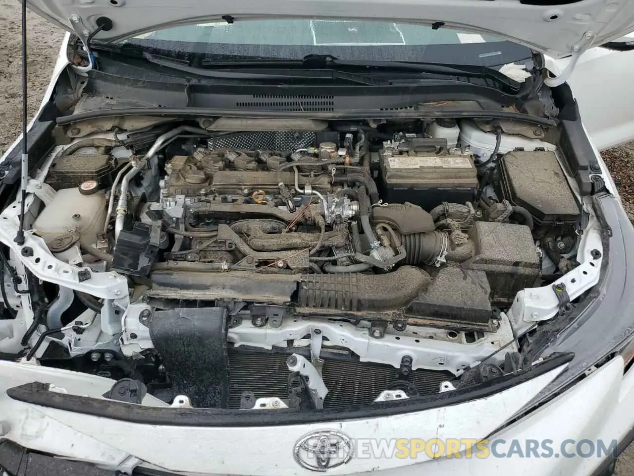 11 fotografías del automóvil dañado 5YFT4MCE0NP132284 TOYOTA COROLLA 2022