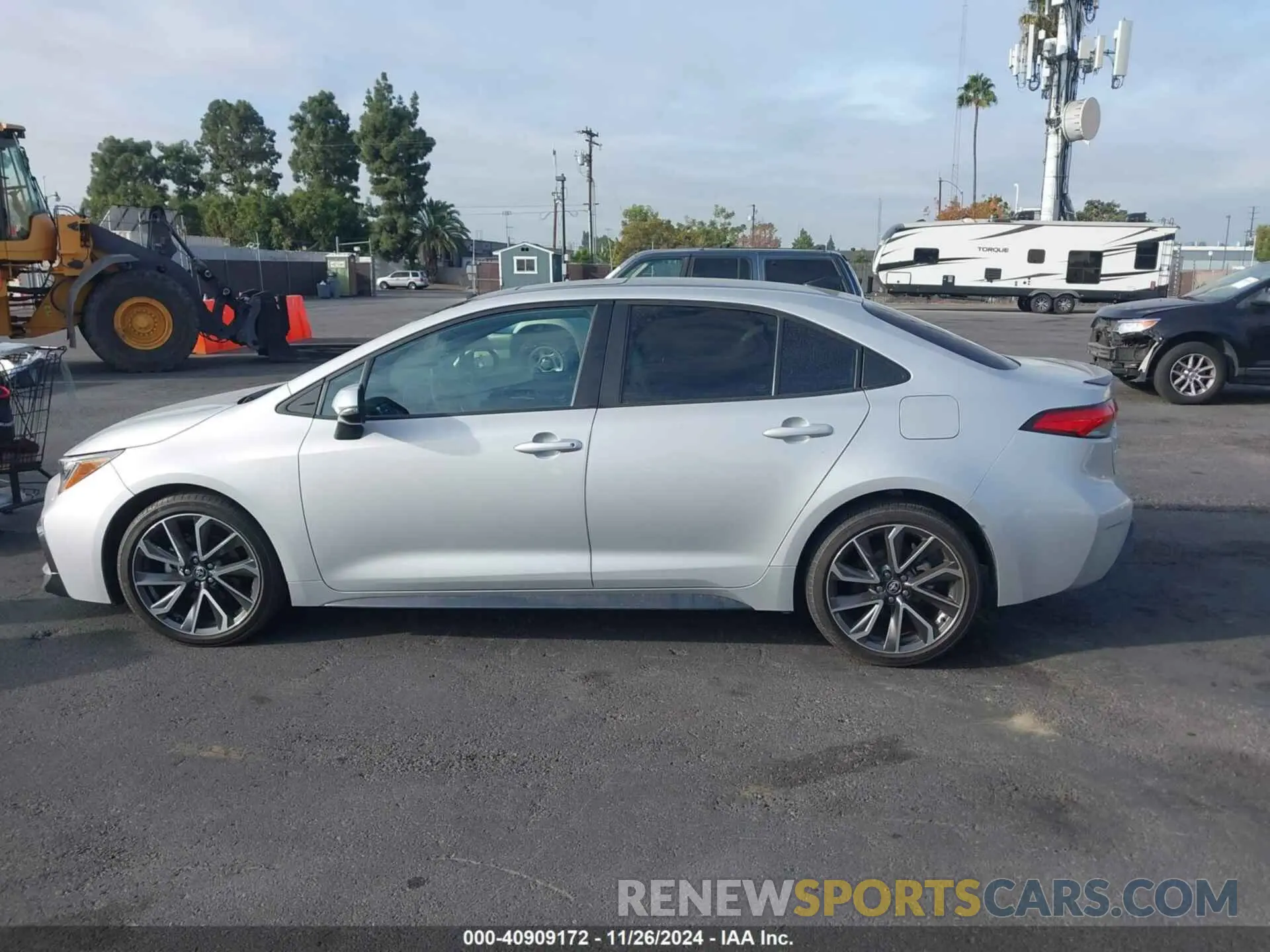 14 fotografías del automóvil dañado 5YFT4MCE5NP112631 TOYOTA COROLLA 2022