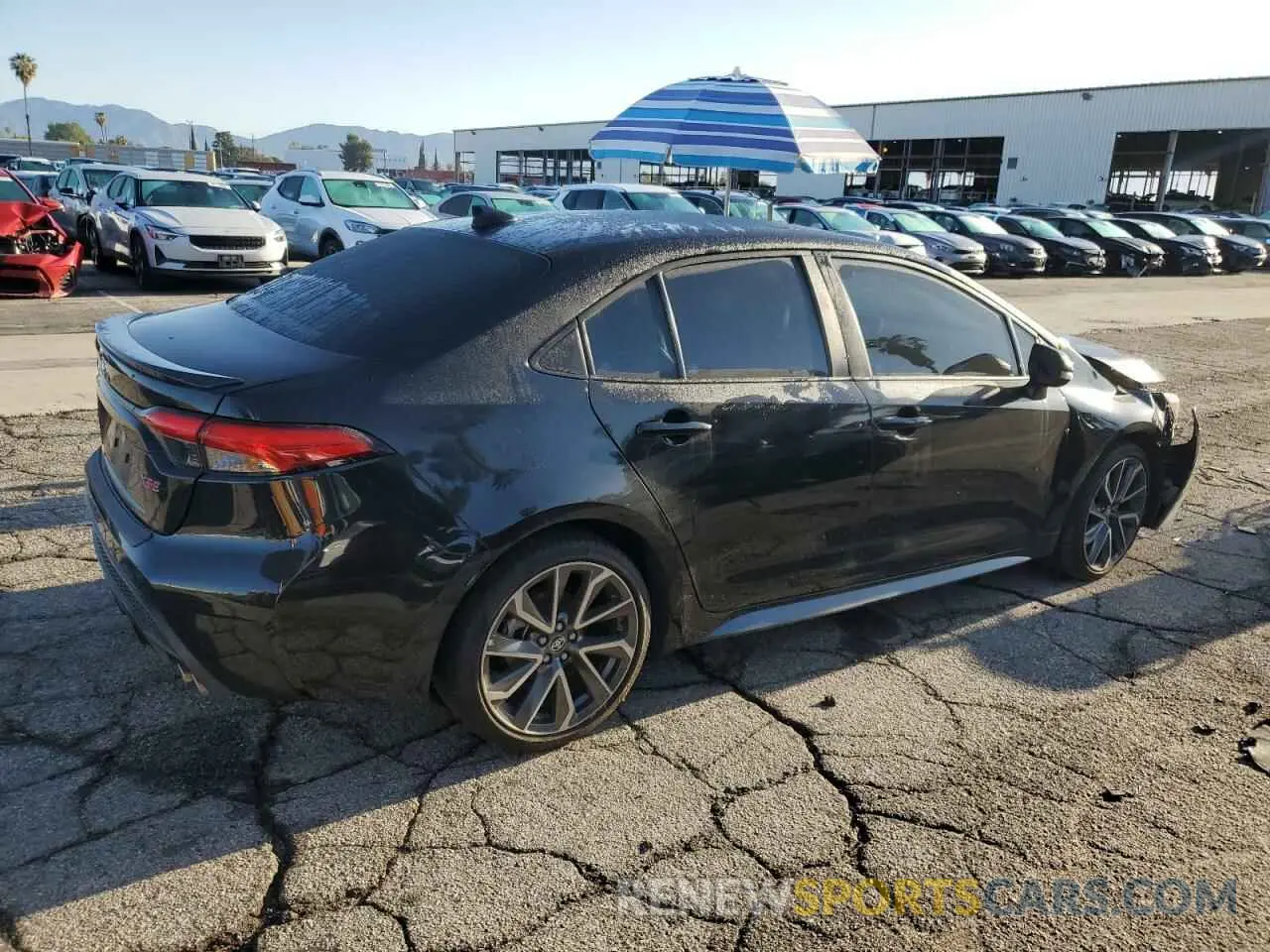 3 fotografías del automóvil dañado 5YFT4MCE5NP128781 TOYOTA COROLLA 2022