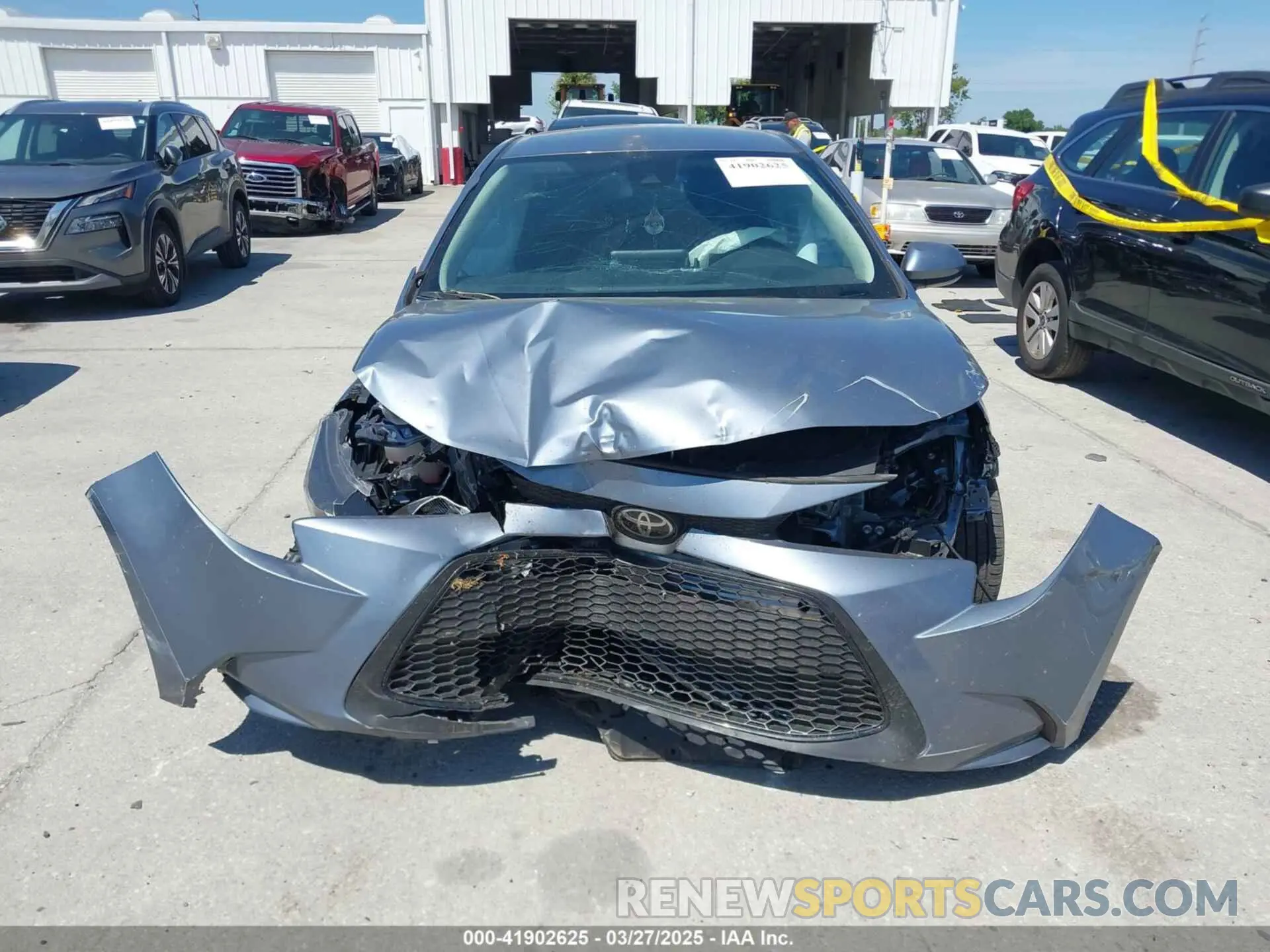 12 fotografías del automóvil dañado 5YFVPMAE2NP369801 TOYOTA COROLLA 2022