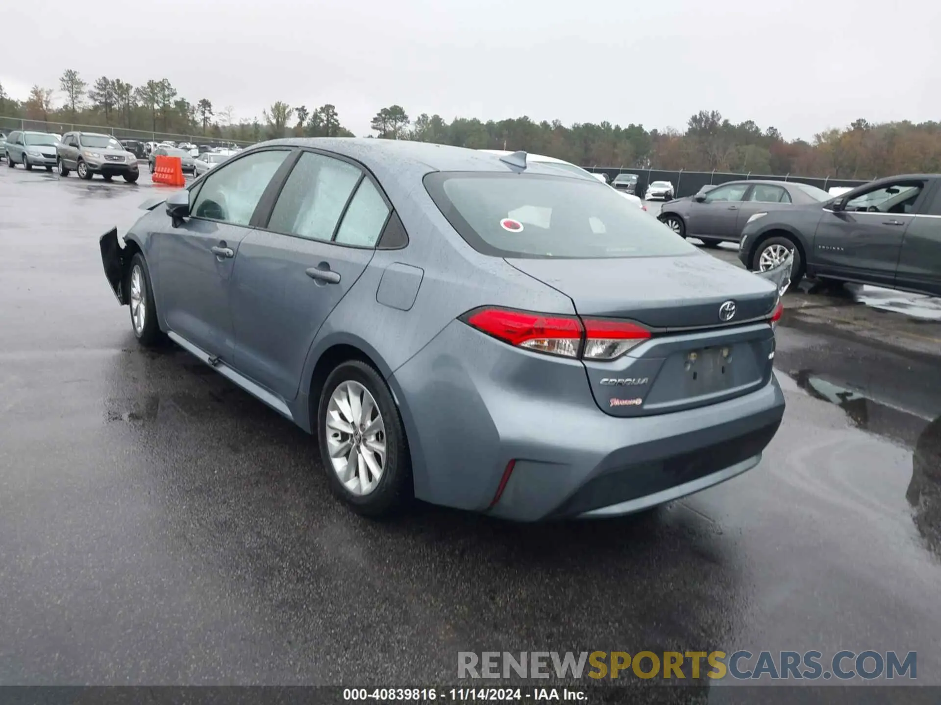 3 fotografías del automóvil dañado 5YFVPMAE8NP322143 TOYOTA COROLLA 2022