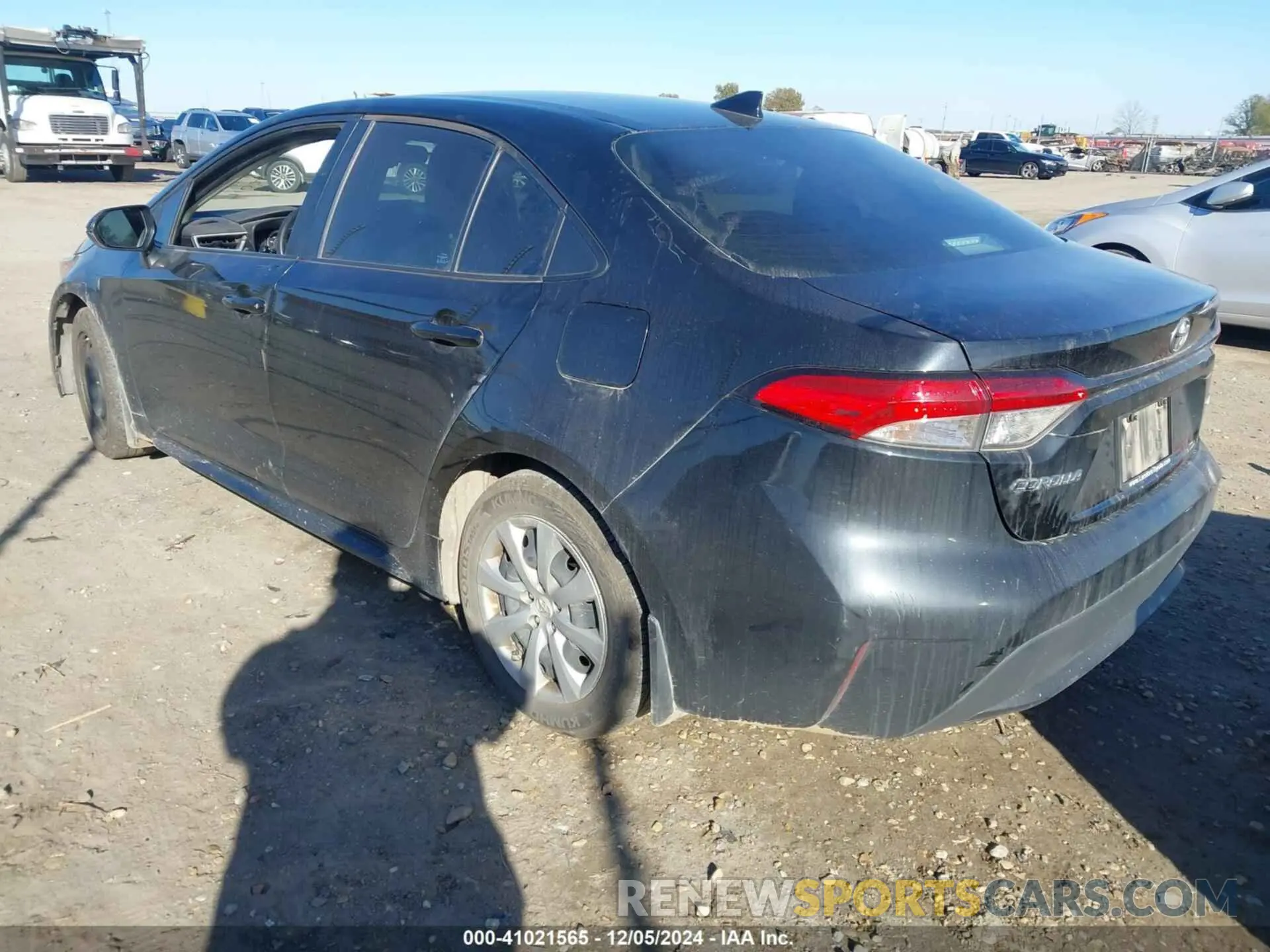 3 fotografías del automóvil dañado 5YSEPMAE4NP310328 TOYOTA COROLLA 2022