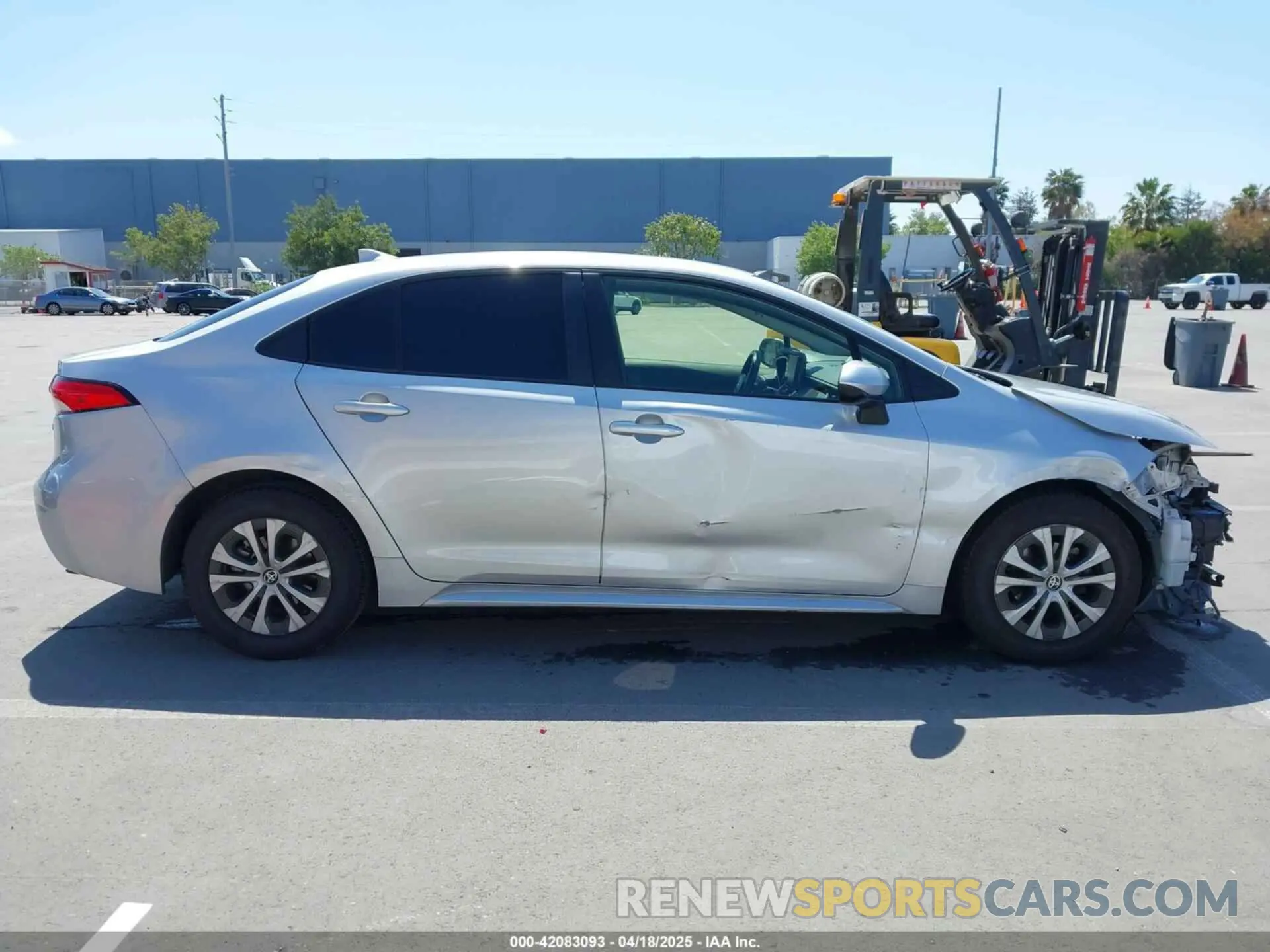 14 fotografías del automóvil dañado JTDEAMDE0NJ056831 TOYOTA COROLLA 2022