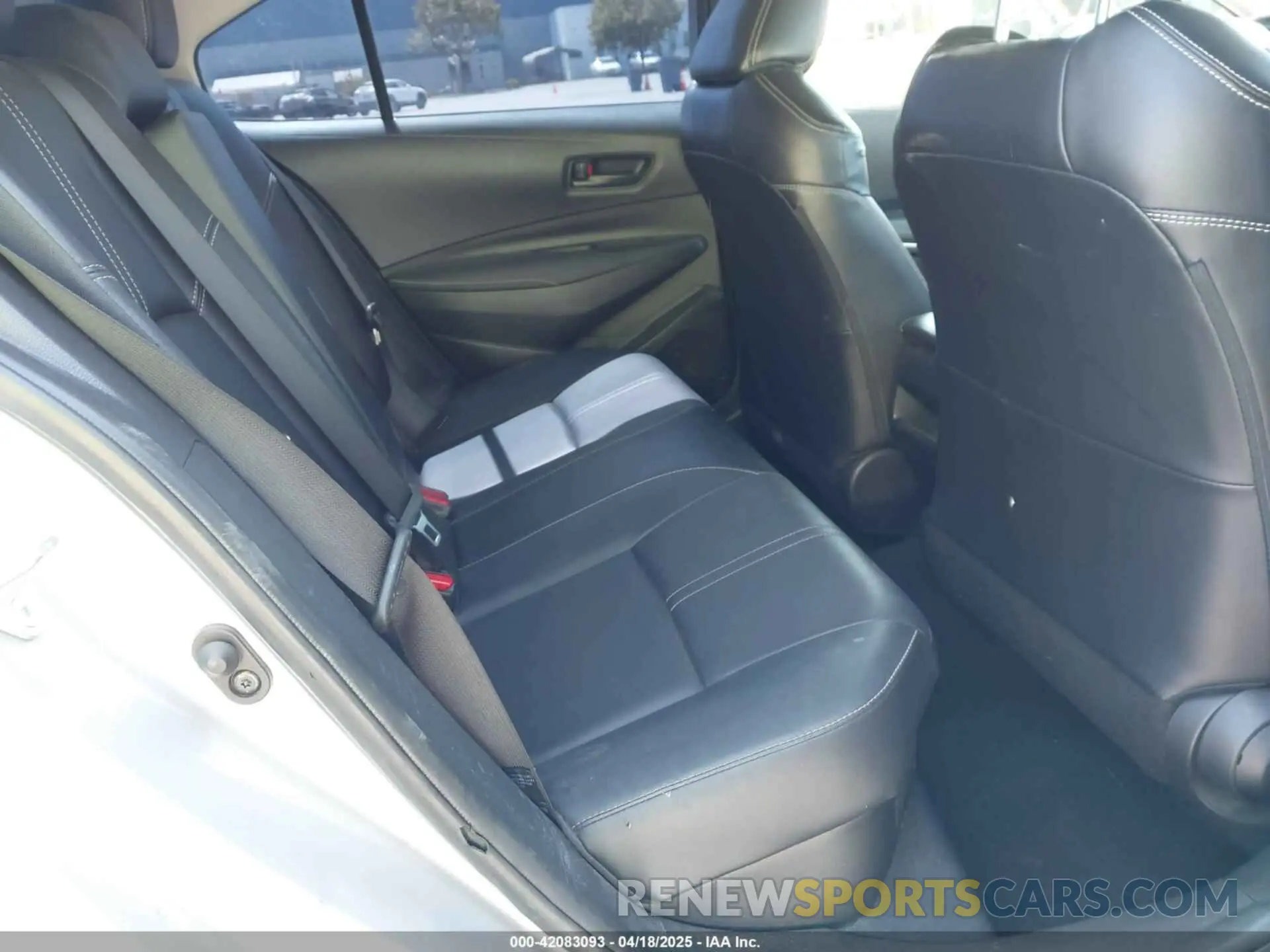 8 fotografías del automóvil dañado JTDEAMDE0NJ056831 TOYOTA COROLLA 2022