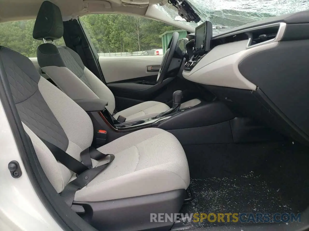 5 fotografías del automóvil dañado JTDEAMDE1N3010705 TOYOTA COROLLA 2022