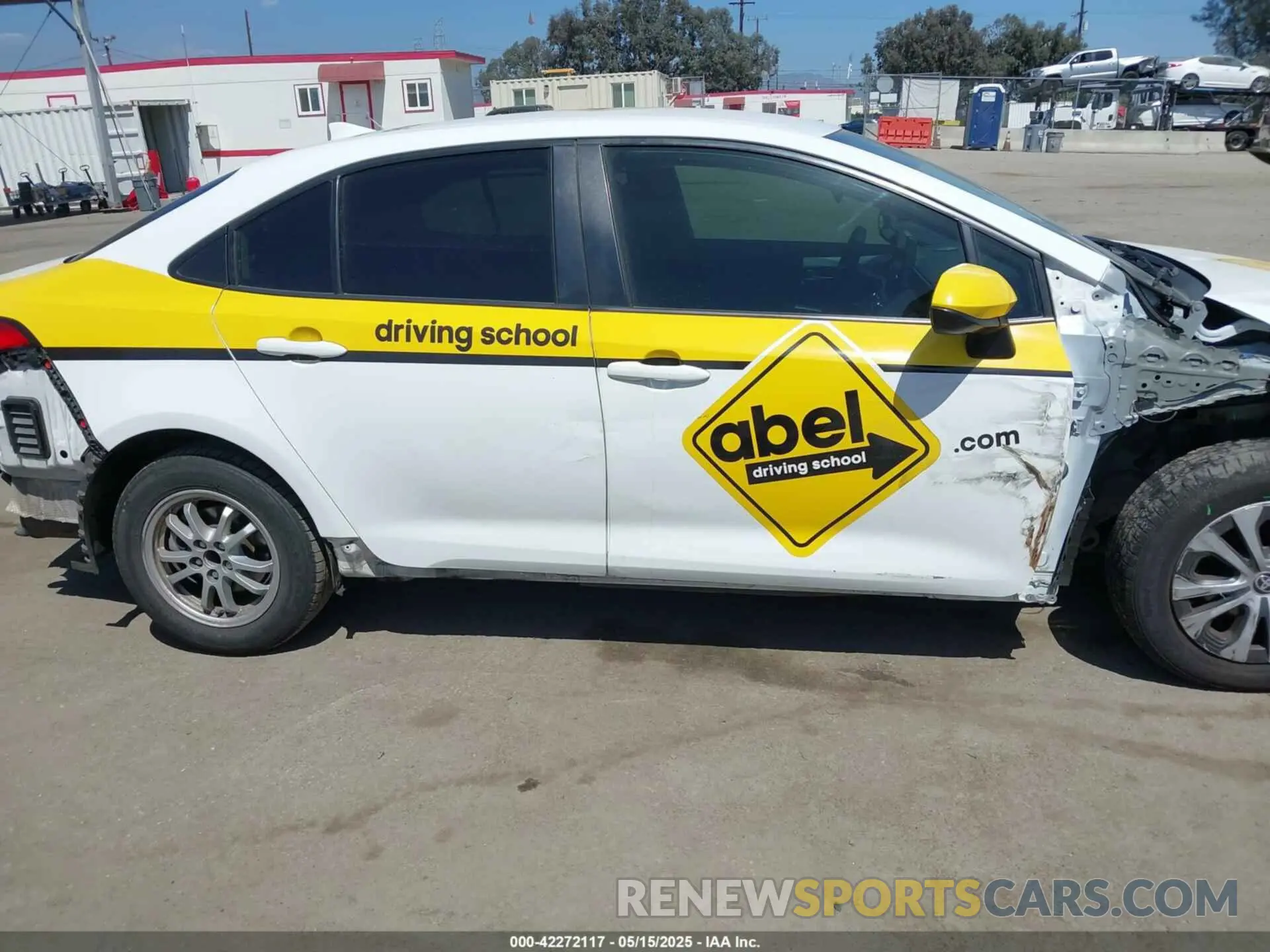 14 fotografías del automóvil dañado JTDEAMDE2NJ036337 TOYOTA COROLLA 2022