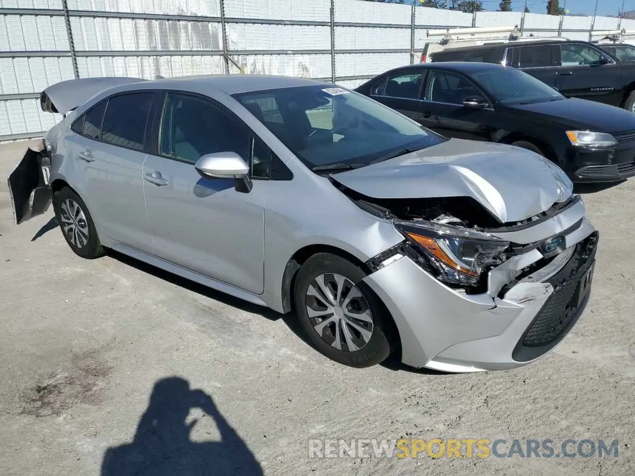 4 fotografías del automóvil dañado JTDEAMDE2NJ040338 TOYOTA COROLLA 2022