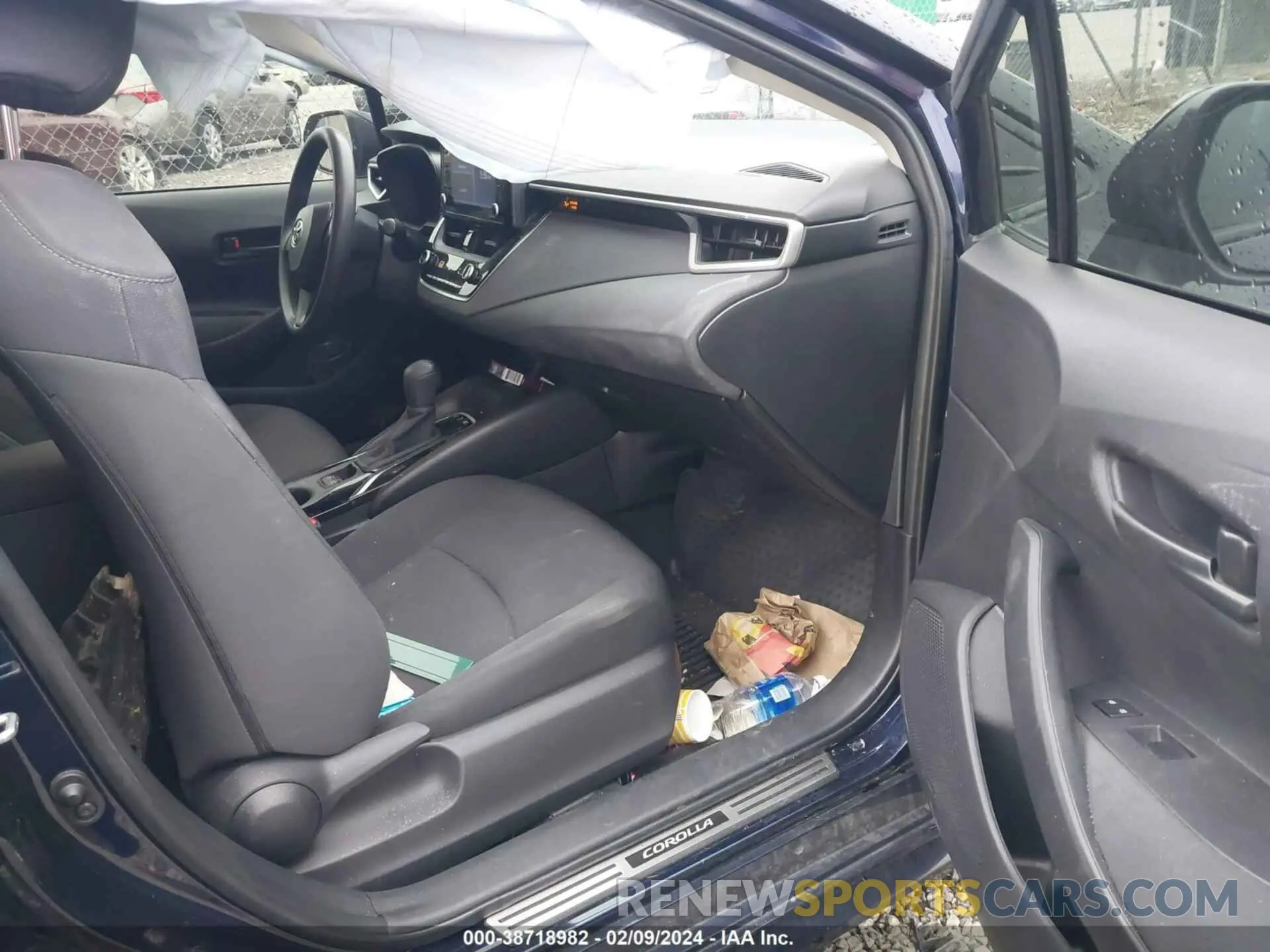 5 fotografías del automóvil dañado JTDEAMDE2NJ050402 TOYOTA COROLLA 2022