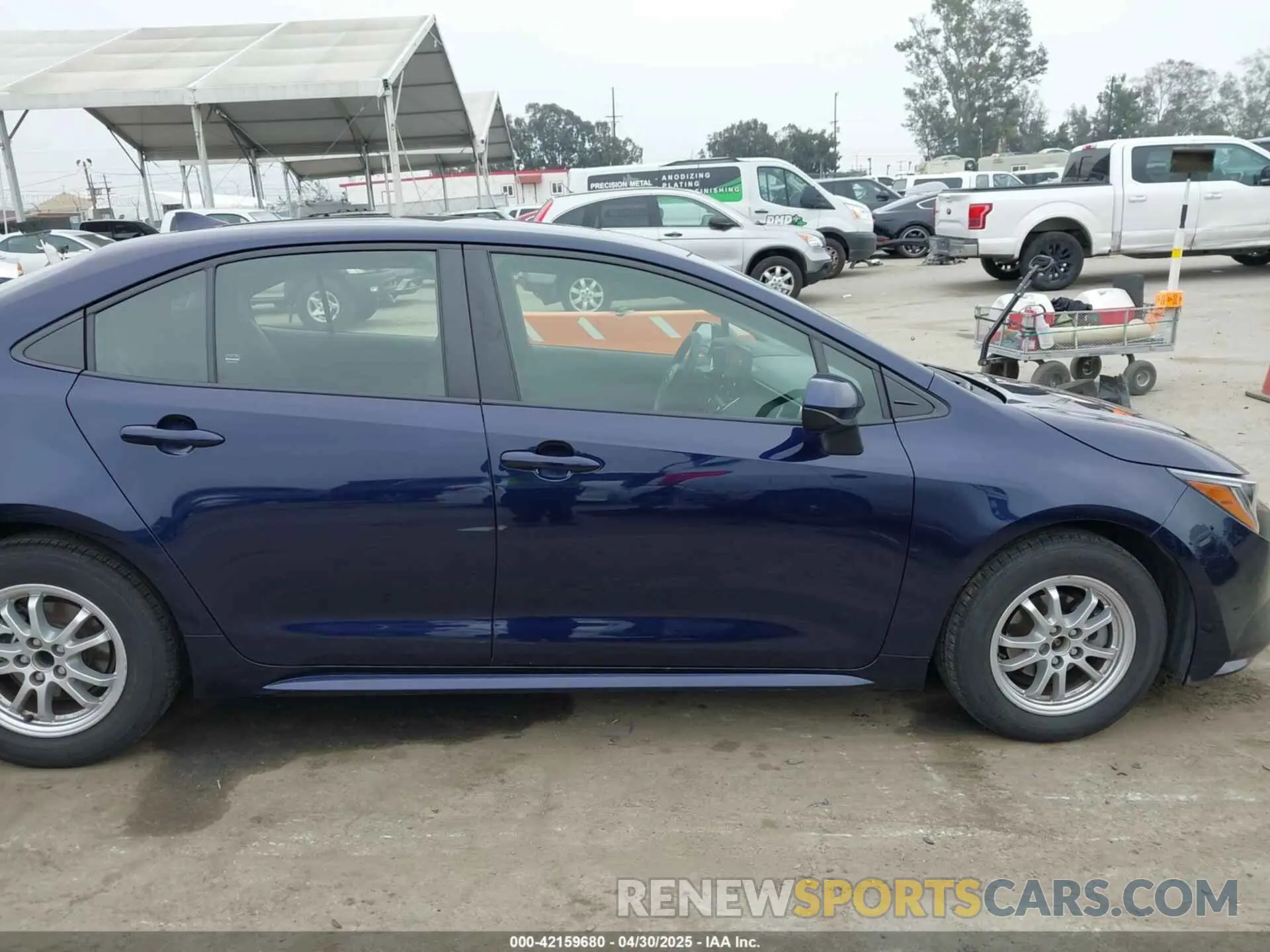 14 fotografías del automóvil dañado JTDEAMDE2NJ051761 TOYOTA COROLLA 2022