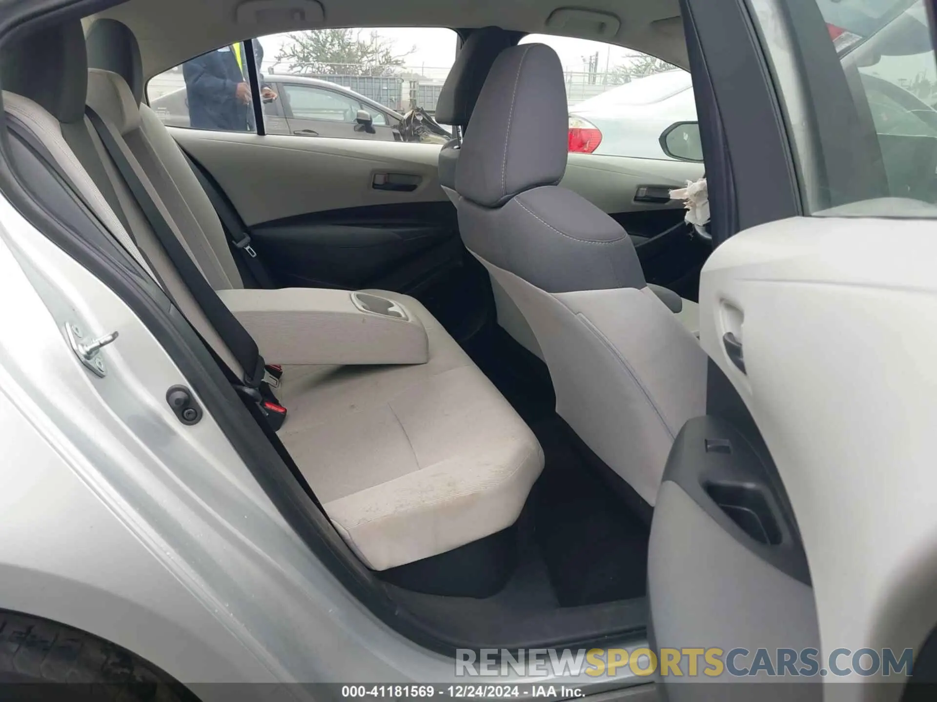 8 fotografías del automóvil dañado JTDEAMDE3N3004887 TOYOTA COROLLA 2022