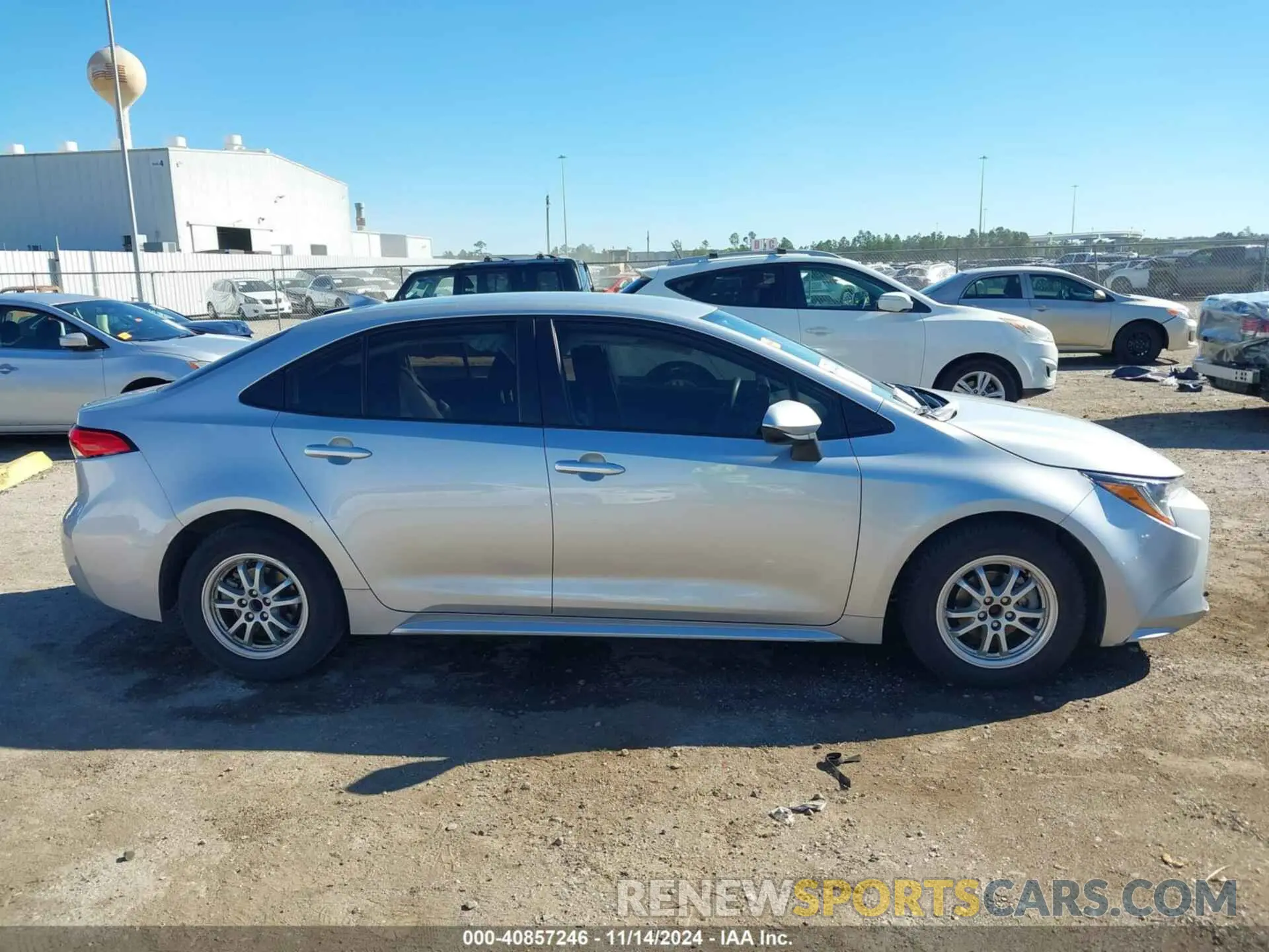 12 fotografías del automóvil dañado JTDEAMDE3NJ039151 TOYOTA COROLLA 2022