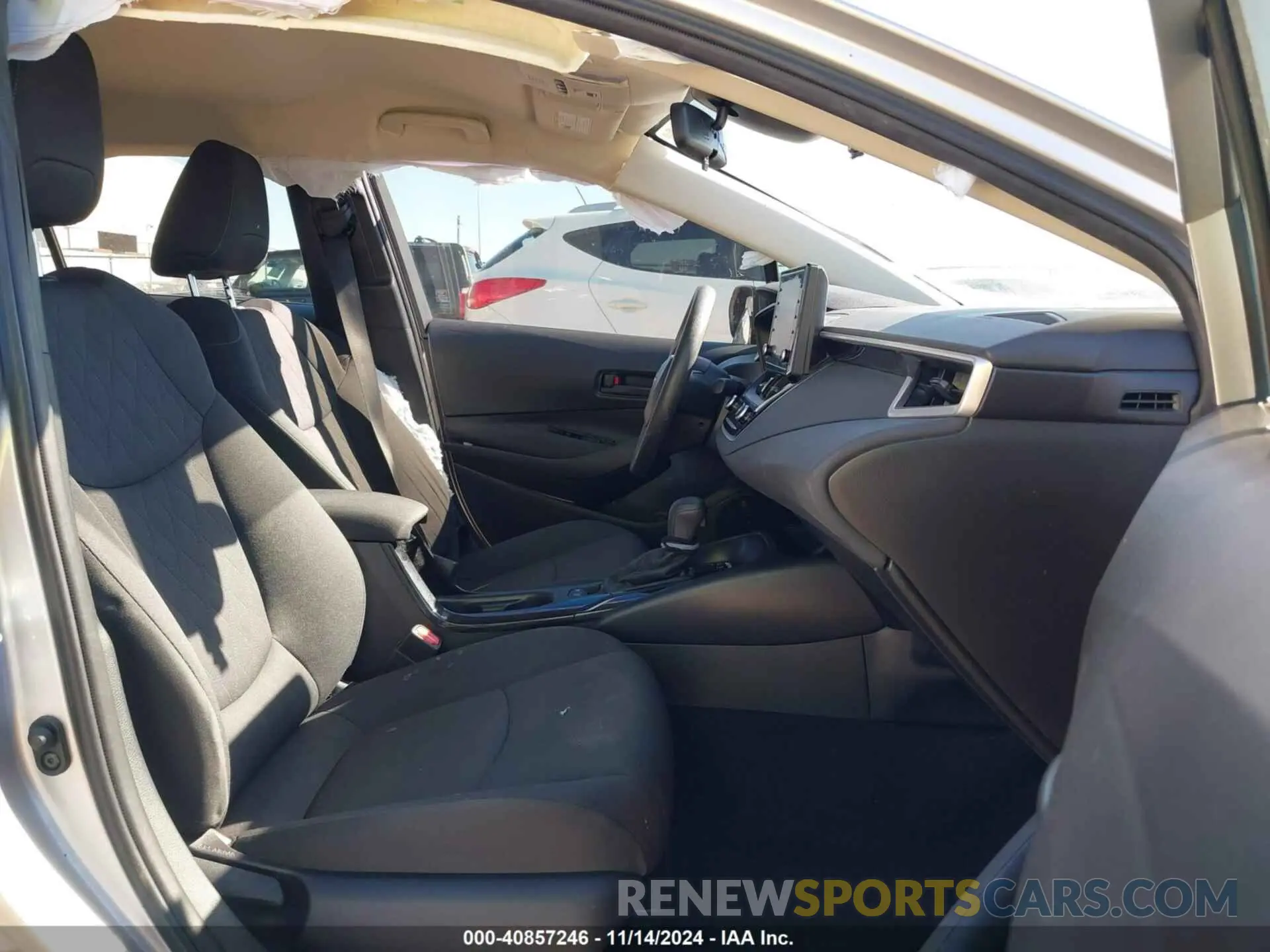 5 fotografías del automóvil dañado JTDEAMDE3NJ039151 TOYOTA COROLLA 2022