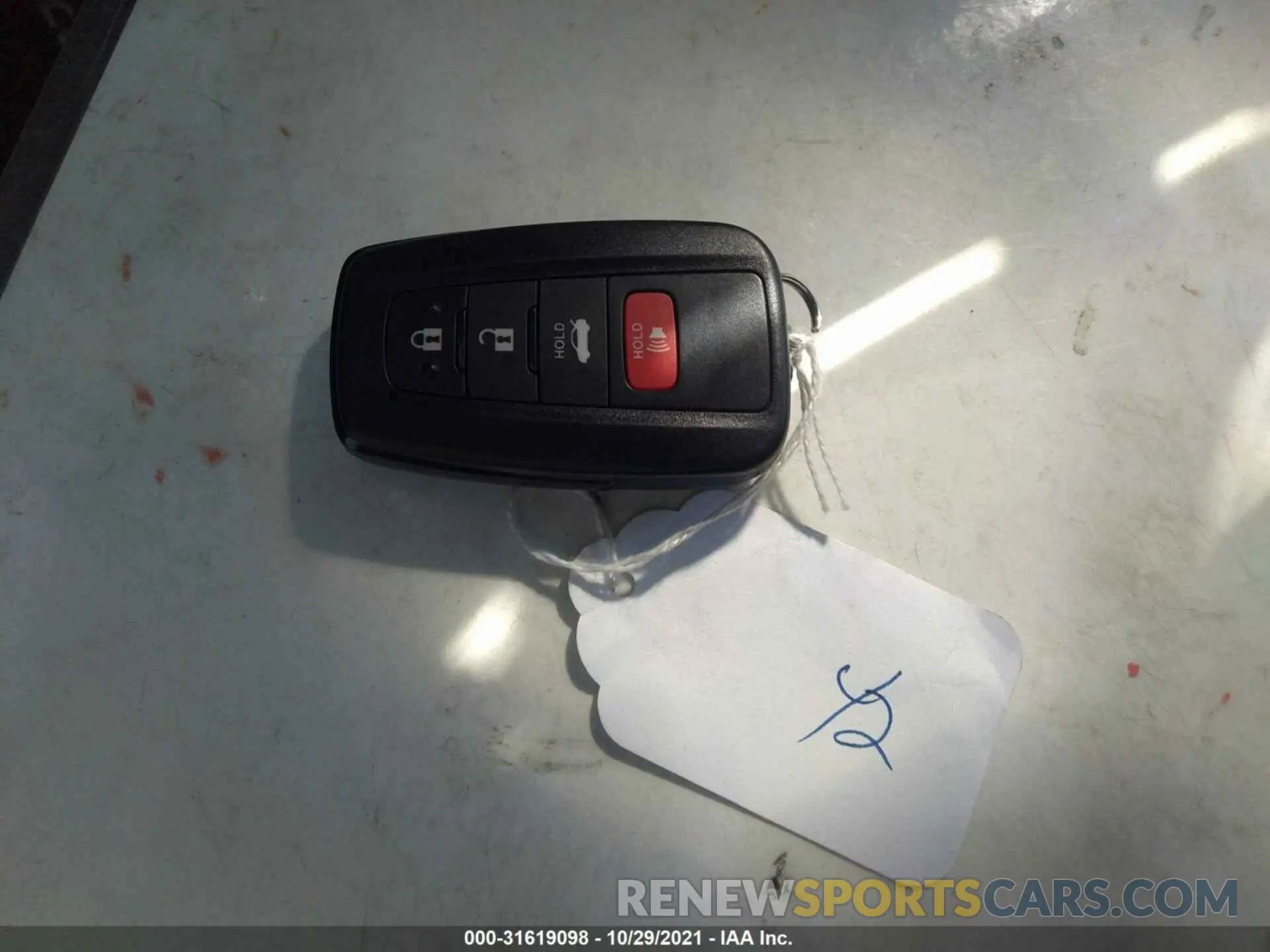 11 fotografías del automóvil dañado JTDEAMDE3NJ042440 TOYOTA COROLLA 2022