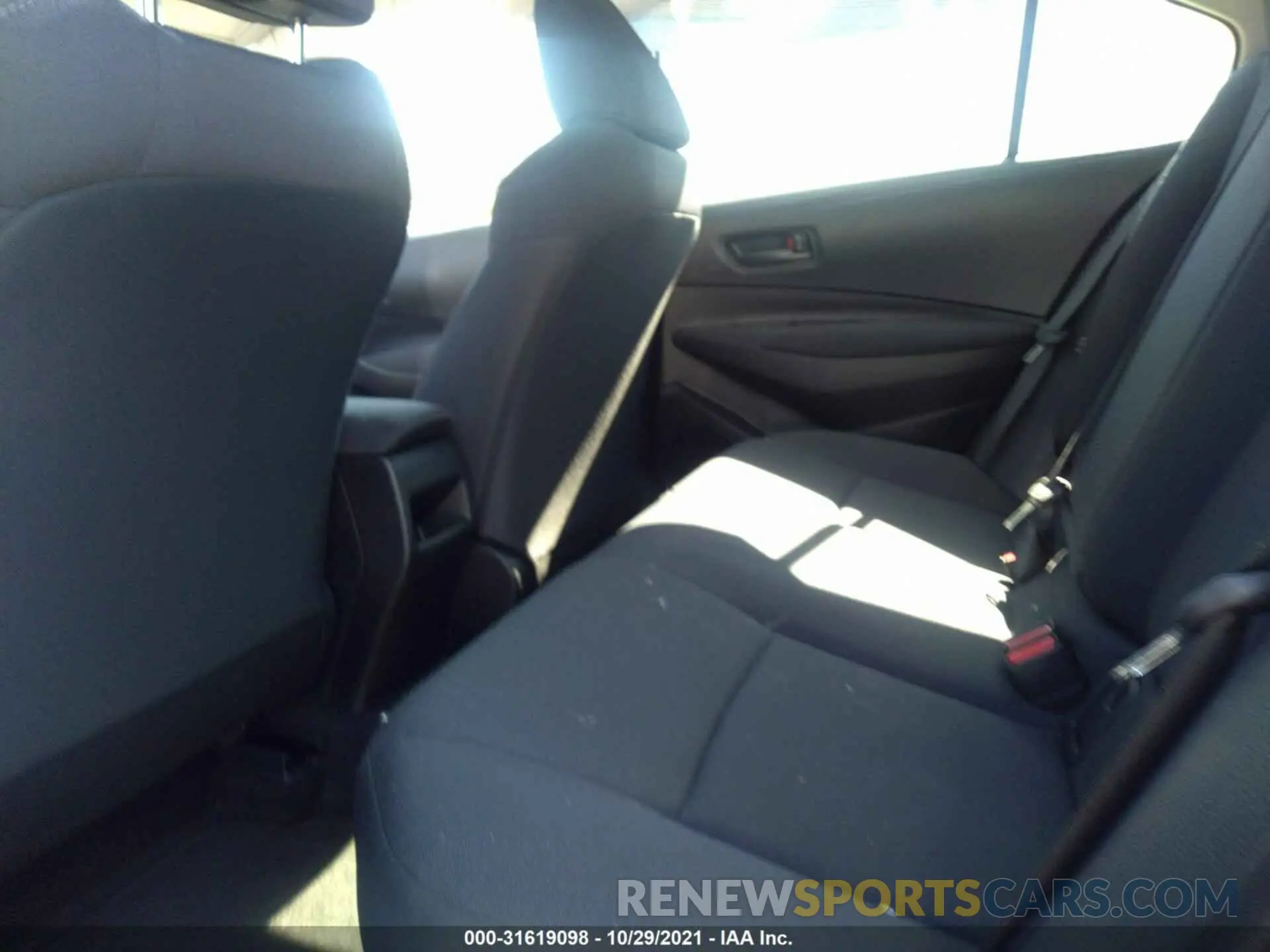 8 fotografías del automóvil dañado JTDEAMDE3NJ042440 TOYOTA COROLLA 2022