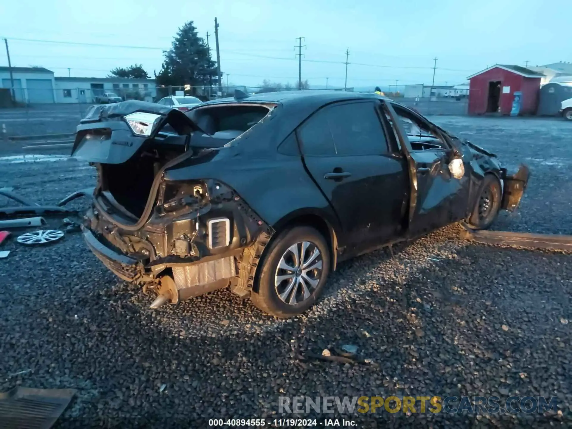 4 fotografías del automóvil dañado JTDEAMDE3NJ045869 TOYOTA COROLLA 2022