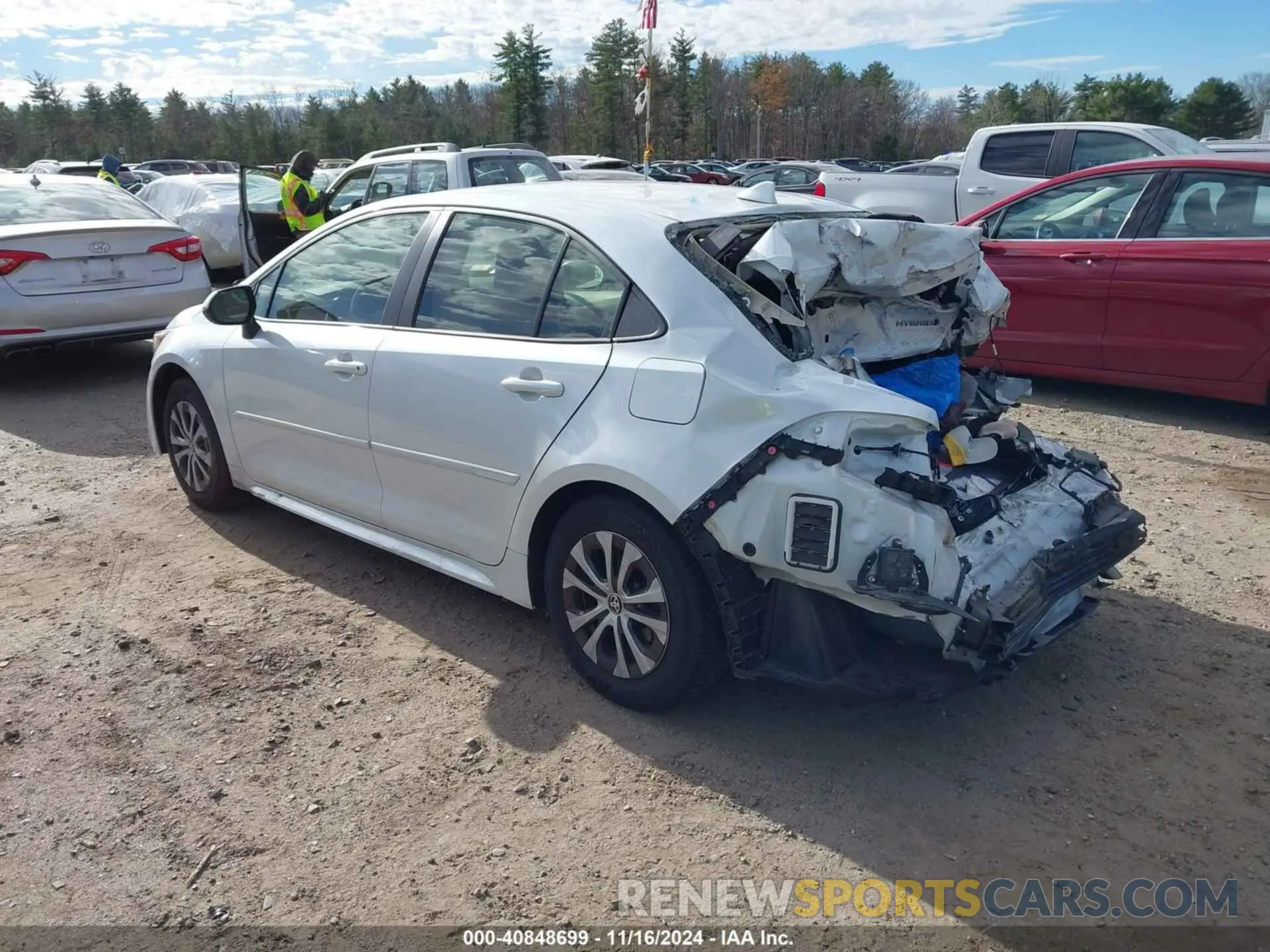 3 fotografías del automóvil dañado JTDEAMDE4N3000394 TOYOTA COROLLA 2022