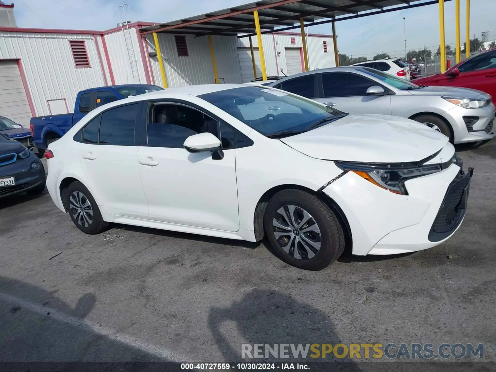 13 fotografías del automóvil dañado JTDEAMDE5N3002512 TOYOTA COROLLA 2022