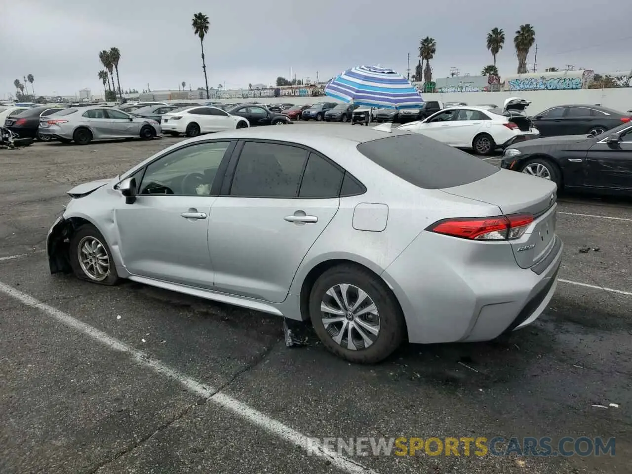 2 fotografías del automóvil dañado JTDEAMDE5NJ036087 TOYOTA COROLLA 2022