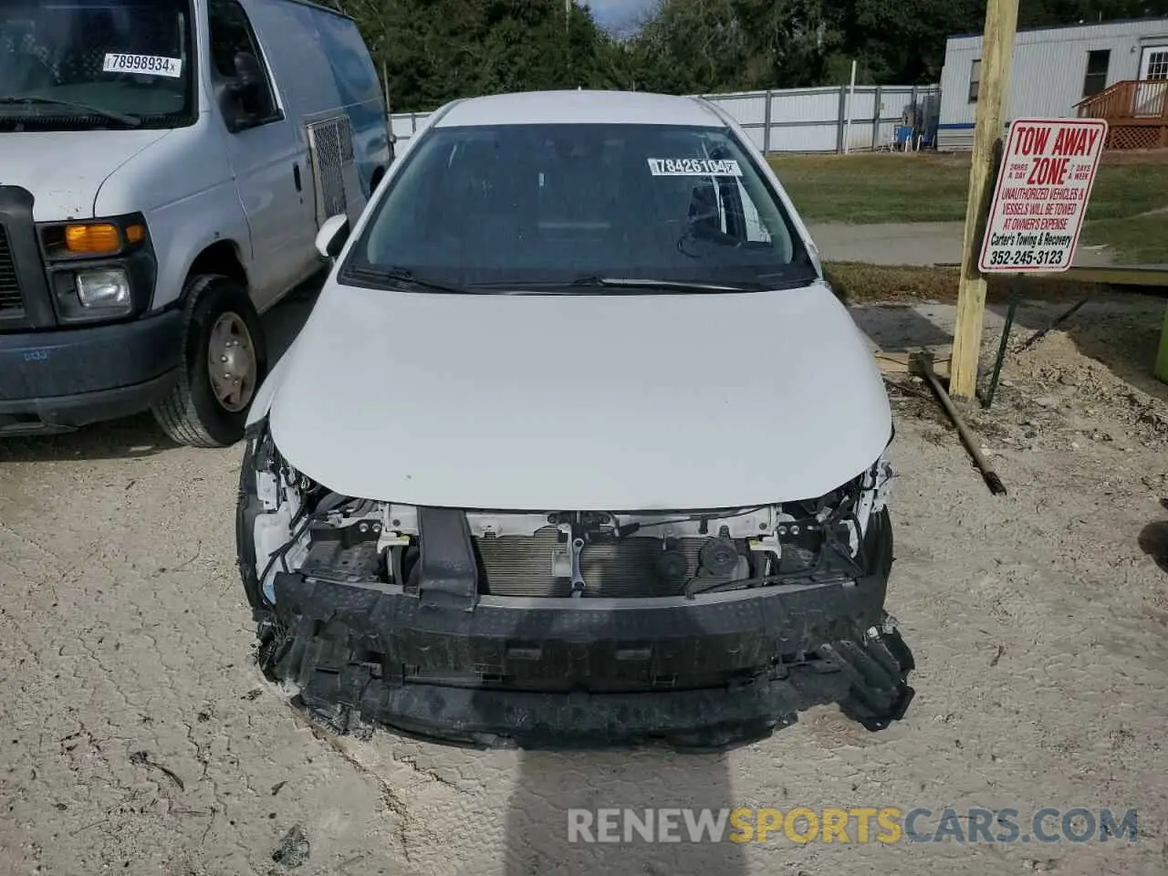 5 fotografías del automóvil dañado JTDEAMDE5NJ053570 TOYOTA COROLLA 2022