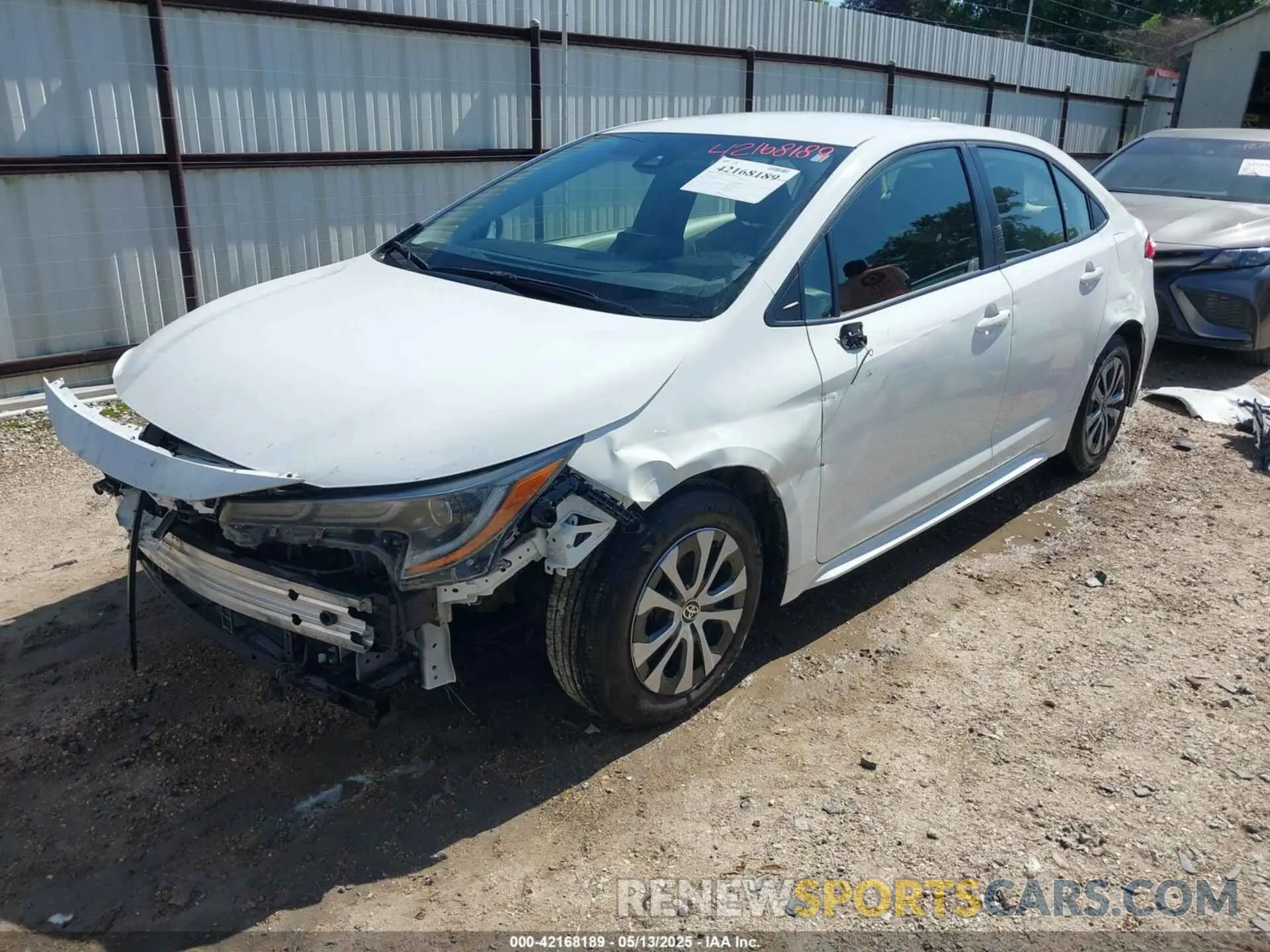 2 fotografías del automóvil dañado JTDEAMDE6N3002227 TOYOTA COROLLA 2022