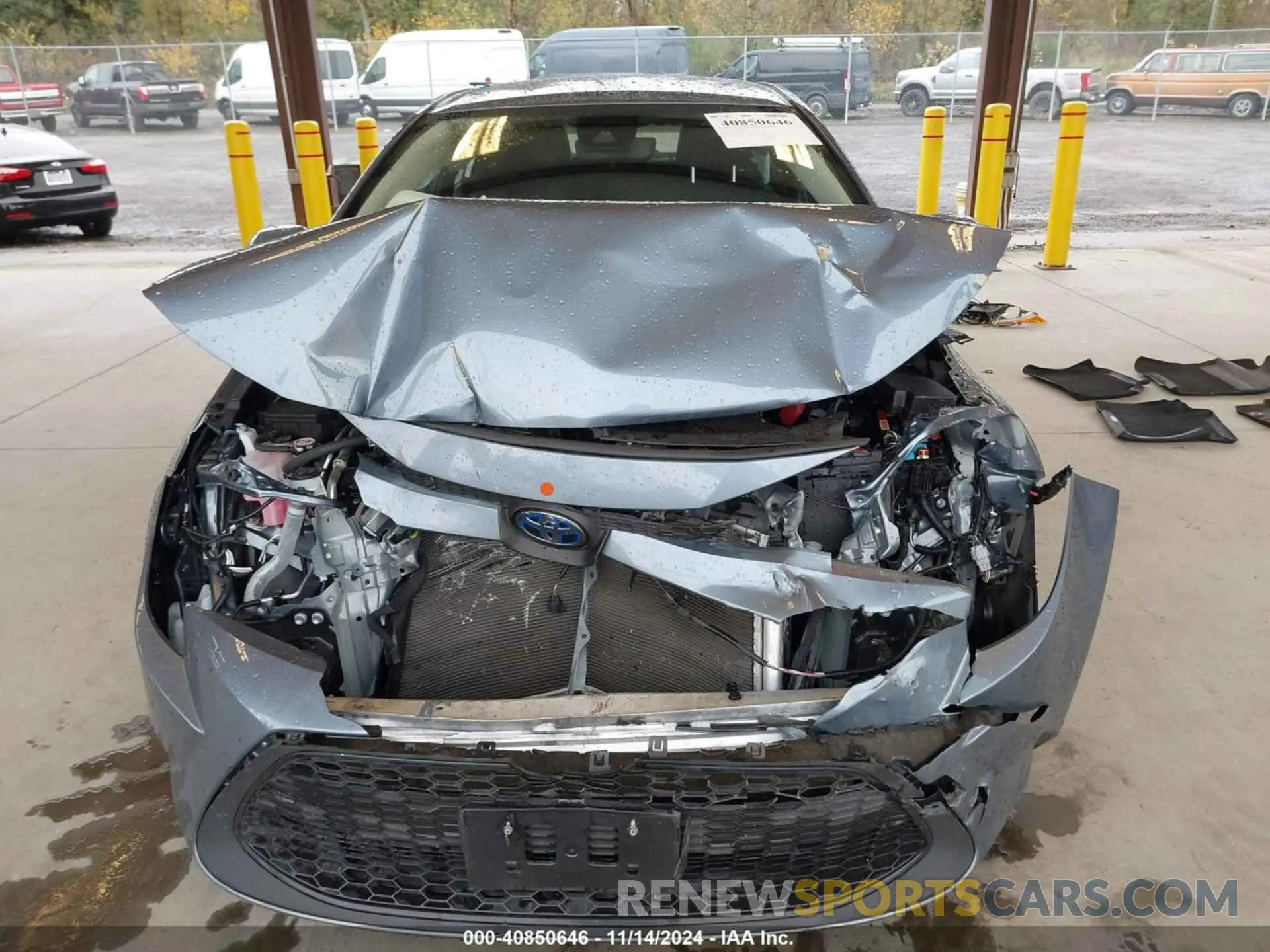 6 fotografías del automóvil dañado JTDEAMDE6N3006858 TOYOTA COROLLA 2022