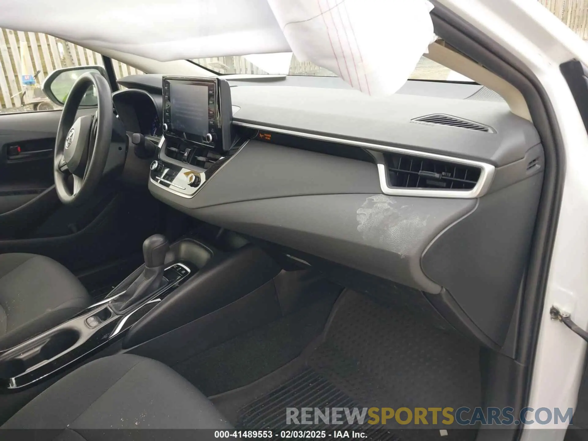 5 fotografías del automóvil dañado JTDEAMDE6N3006939 TOYOTA COROLLA 2022