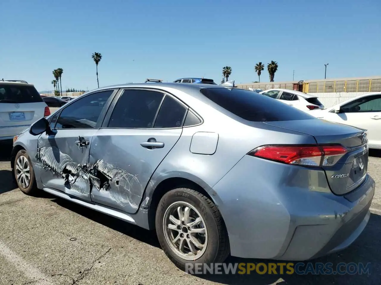 2 fotografías del automóvil dañado JTDEAMDE6NJ038513 TOYOTA COROLLA 2022