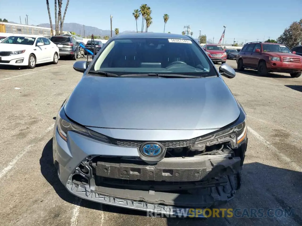 5 fotografías del automóvil dañado JTDEAMDE6NJ038513 TOYOTA COROLLA 2022