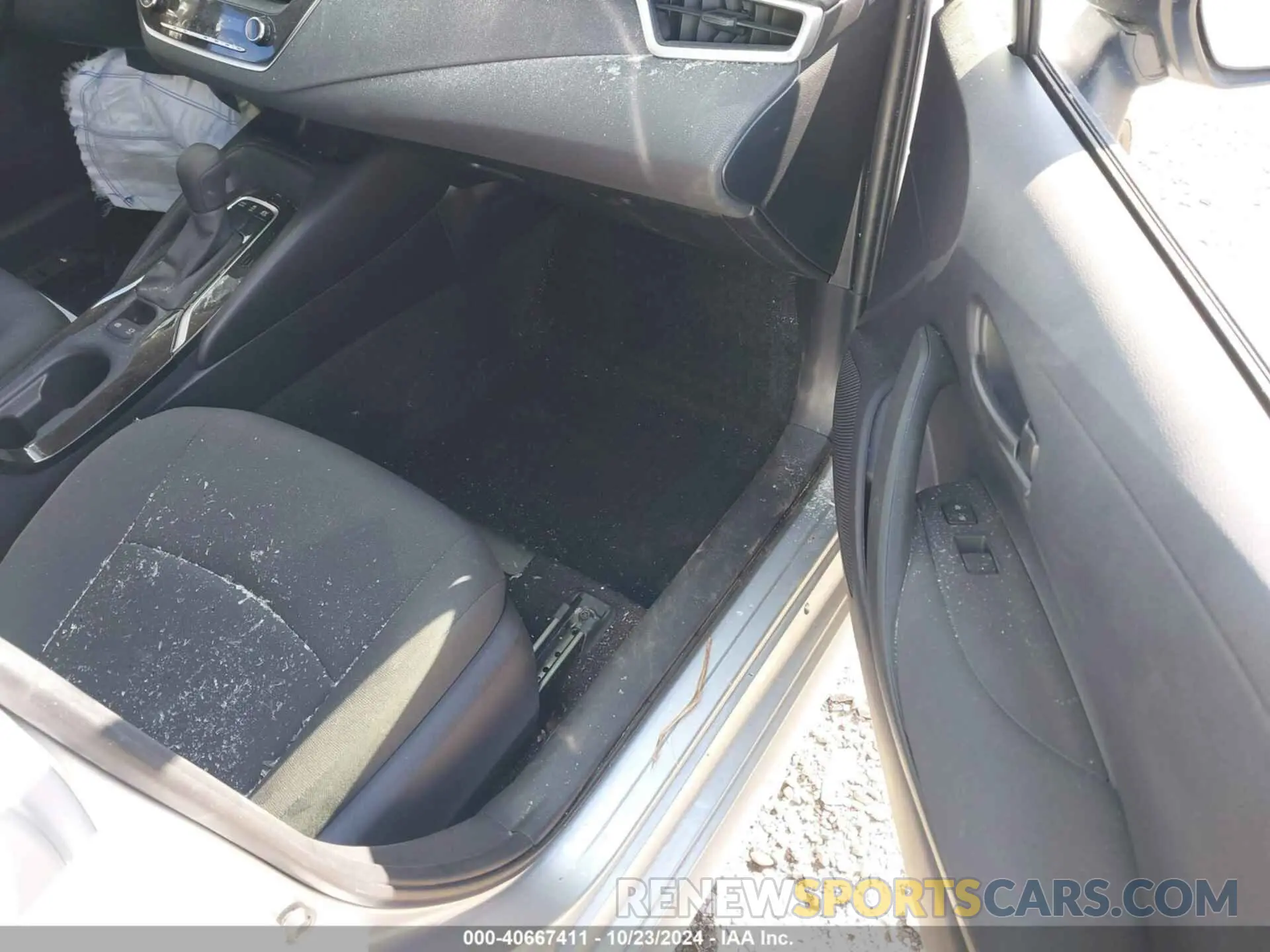 5 fotografías del automóvil dañado JTDEAMDE6NJ039810 TOYOTA COROLLA 2022