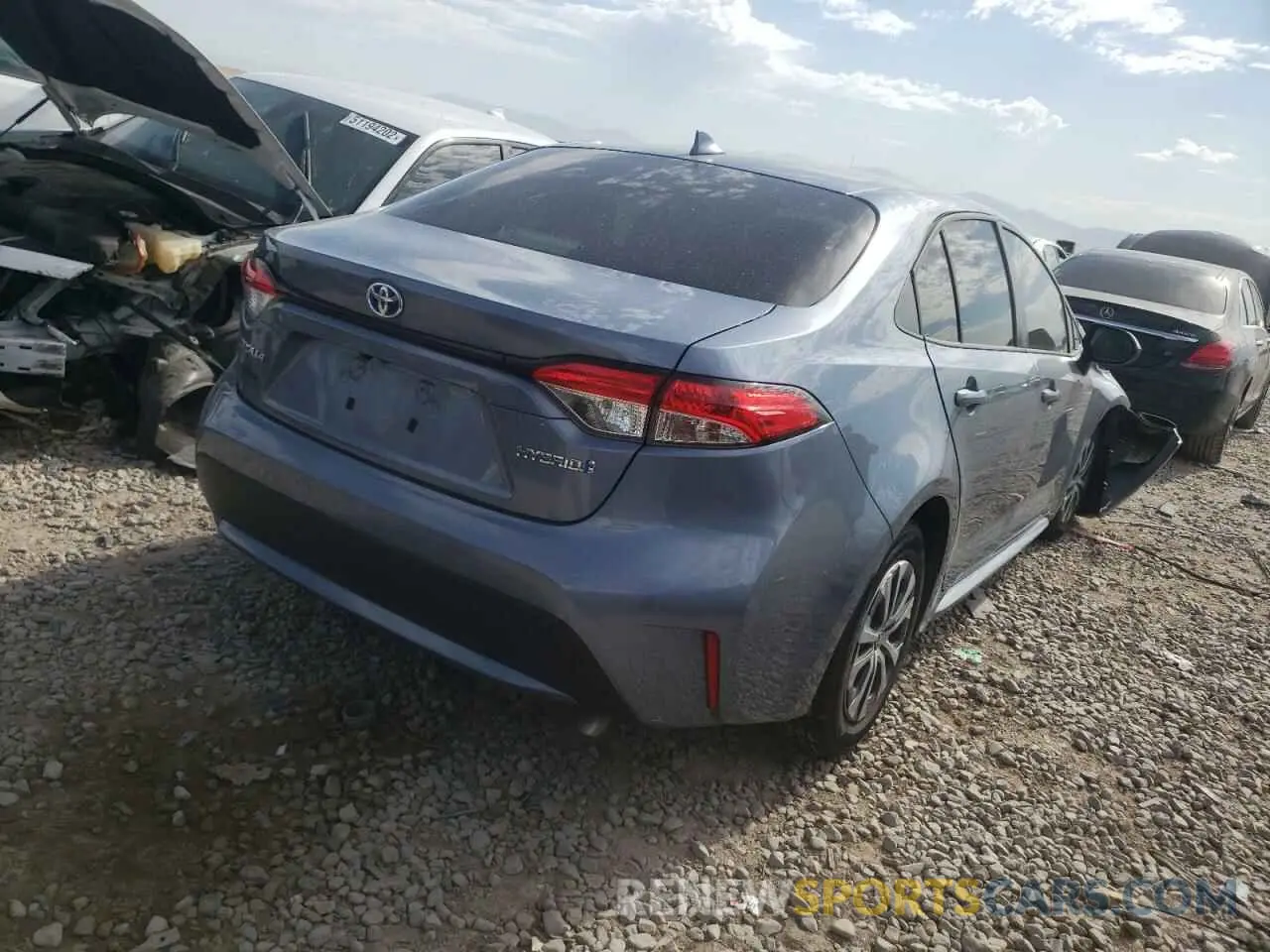 4 fotografías del automóvil dañado JTDEAMDE6NJ040861 TOYOTA COROLLA 2022