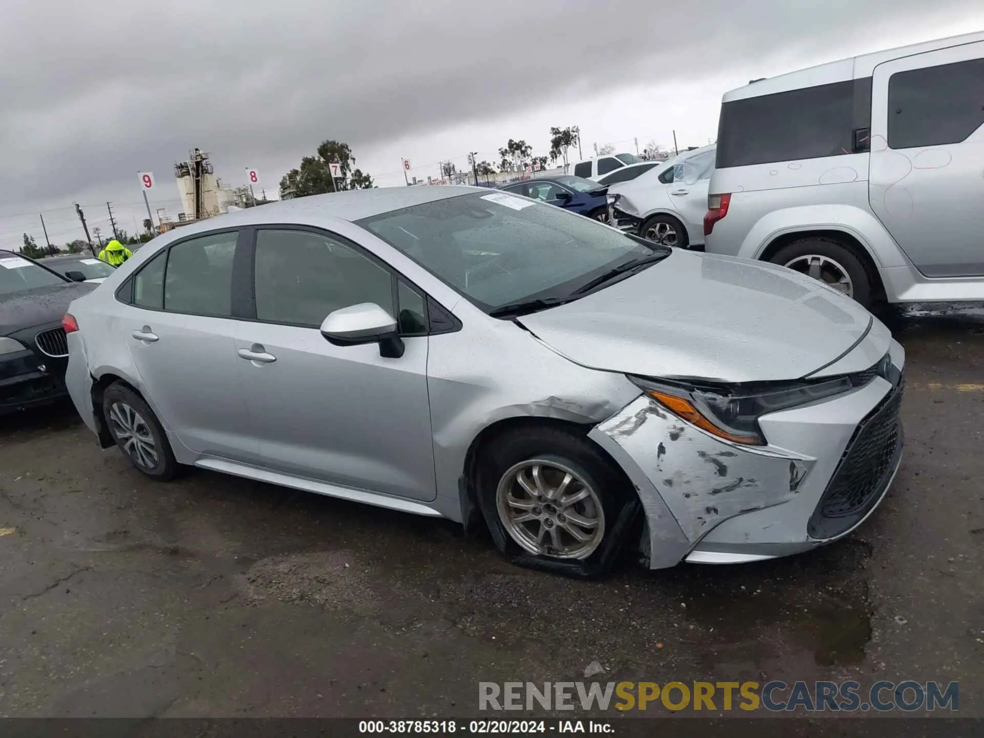 14 fotografías del automóvil dañado JTDEAMDE7N3011650 TOYOTA COROLLA 2022