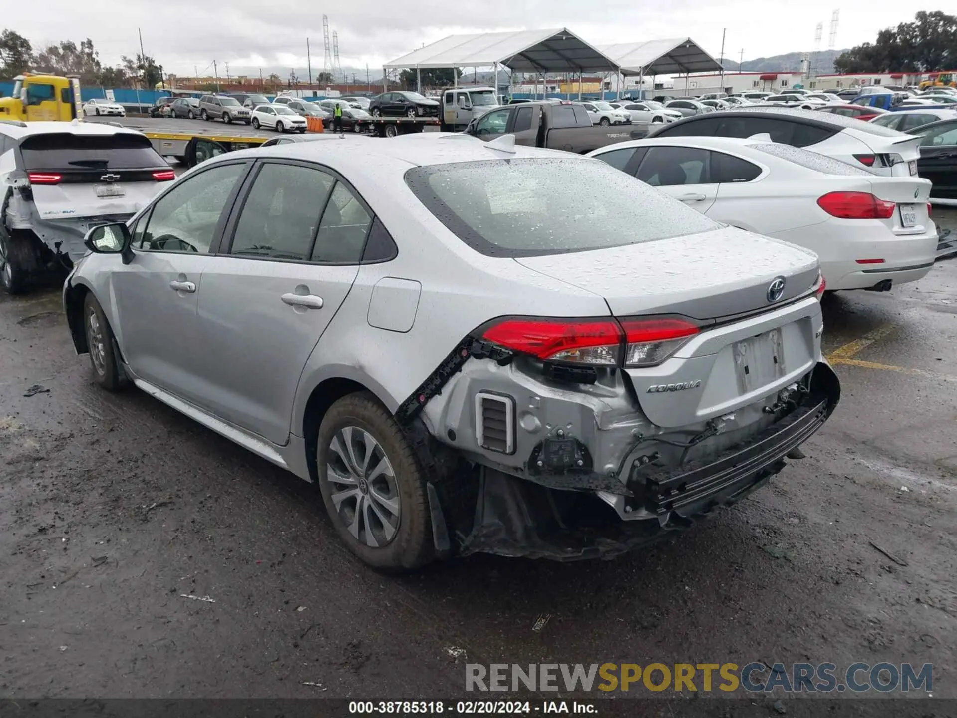3 fotografías del automóvil dañado JTDEAMDE7N3011650 TOYOTA COROLLA 2022
