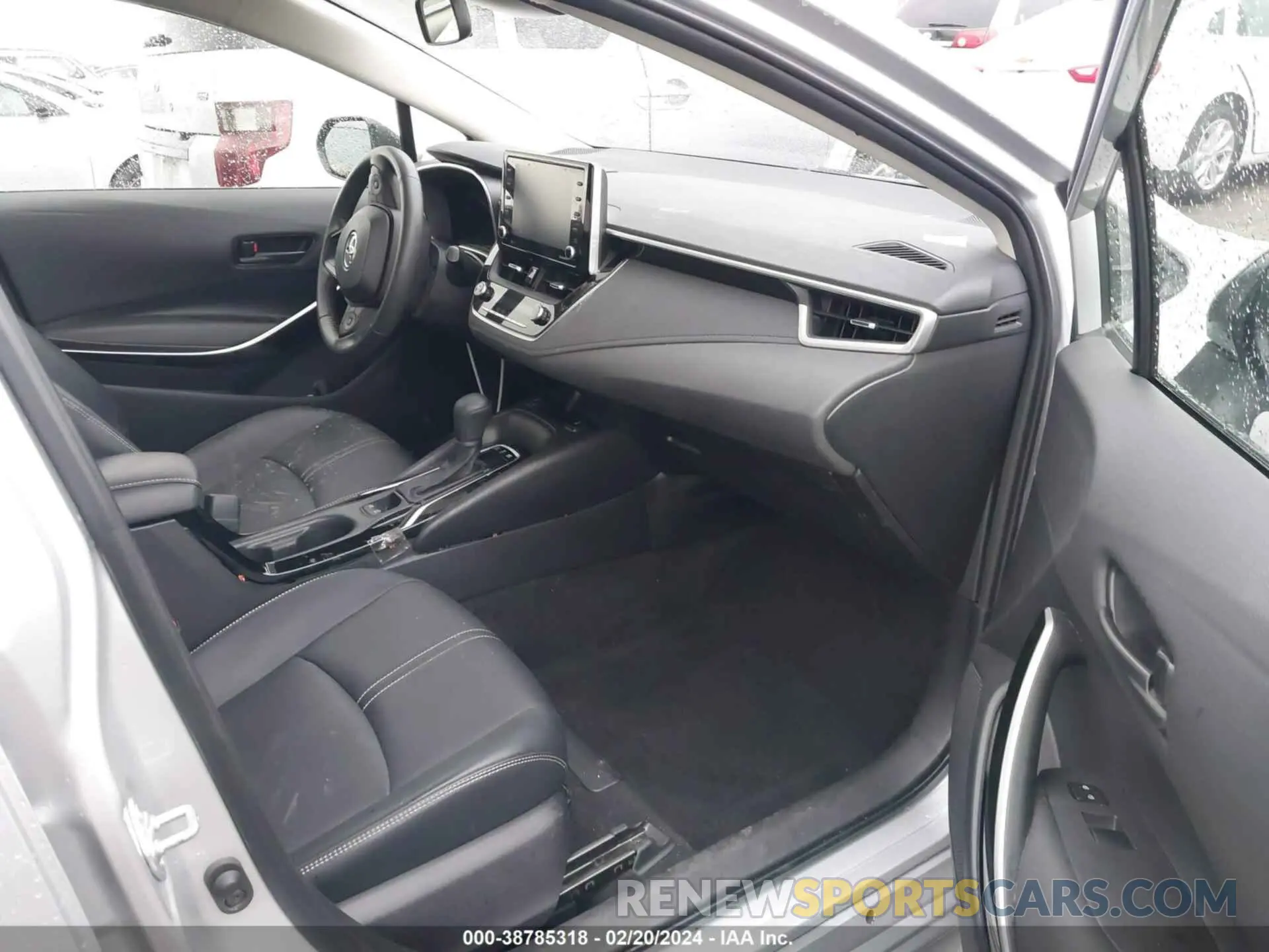 5 fotografías del automóvil dañado JTDEAMDE7N3011650 TOYOTA COROLLA 2022