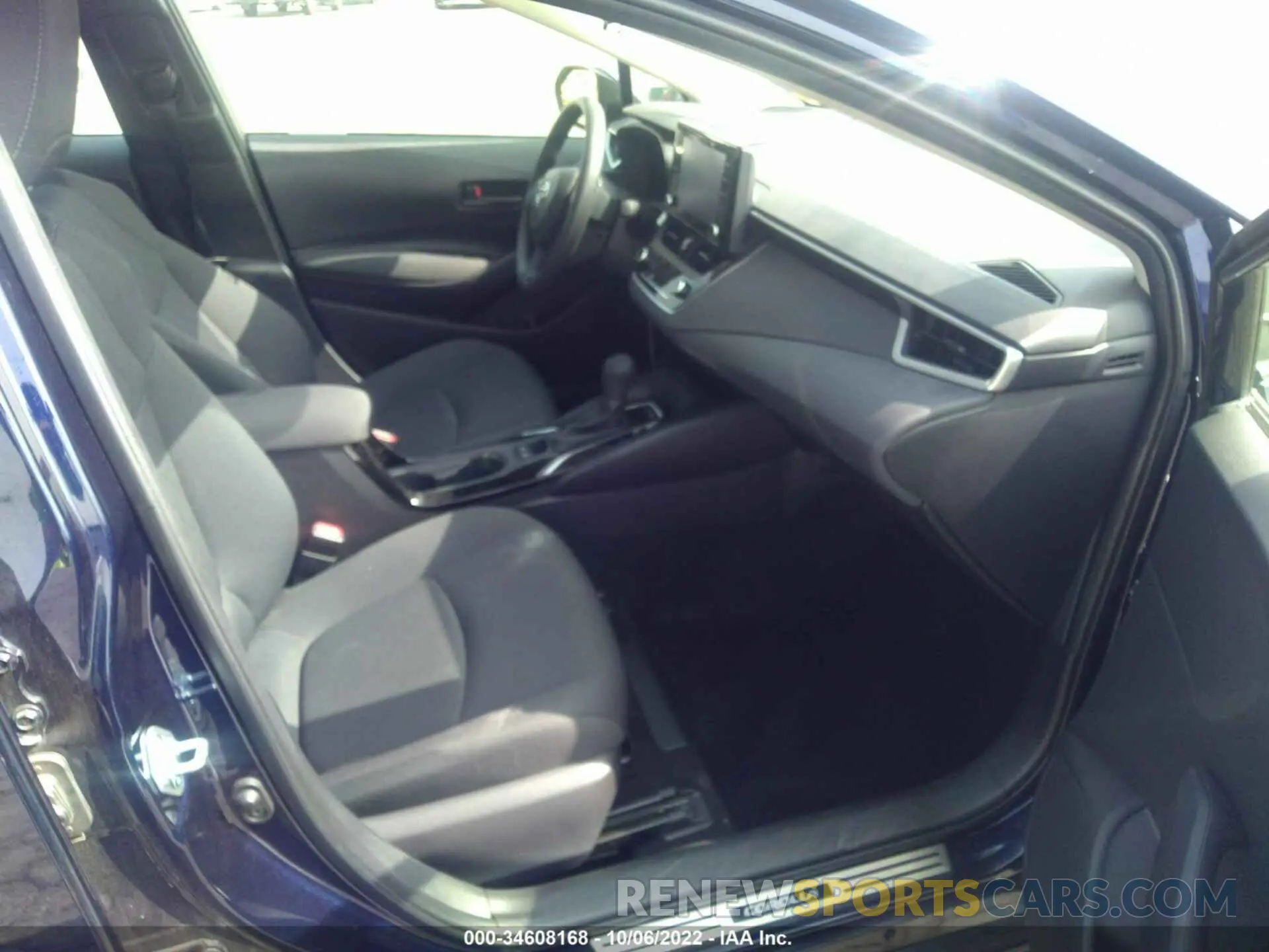 5 fotografías del automóvil dañado JTDEAMDE7NJ045115 TOYOTA COROLLA 2022