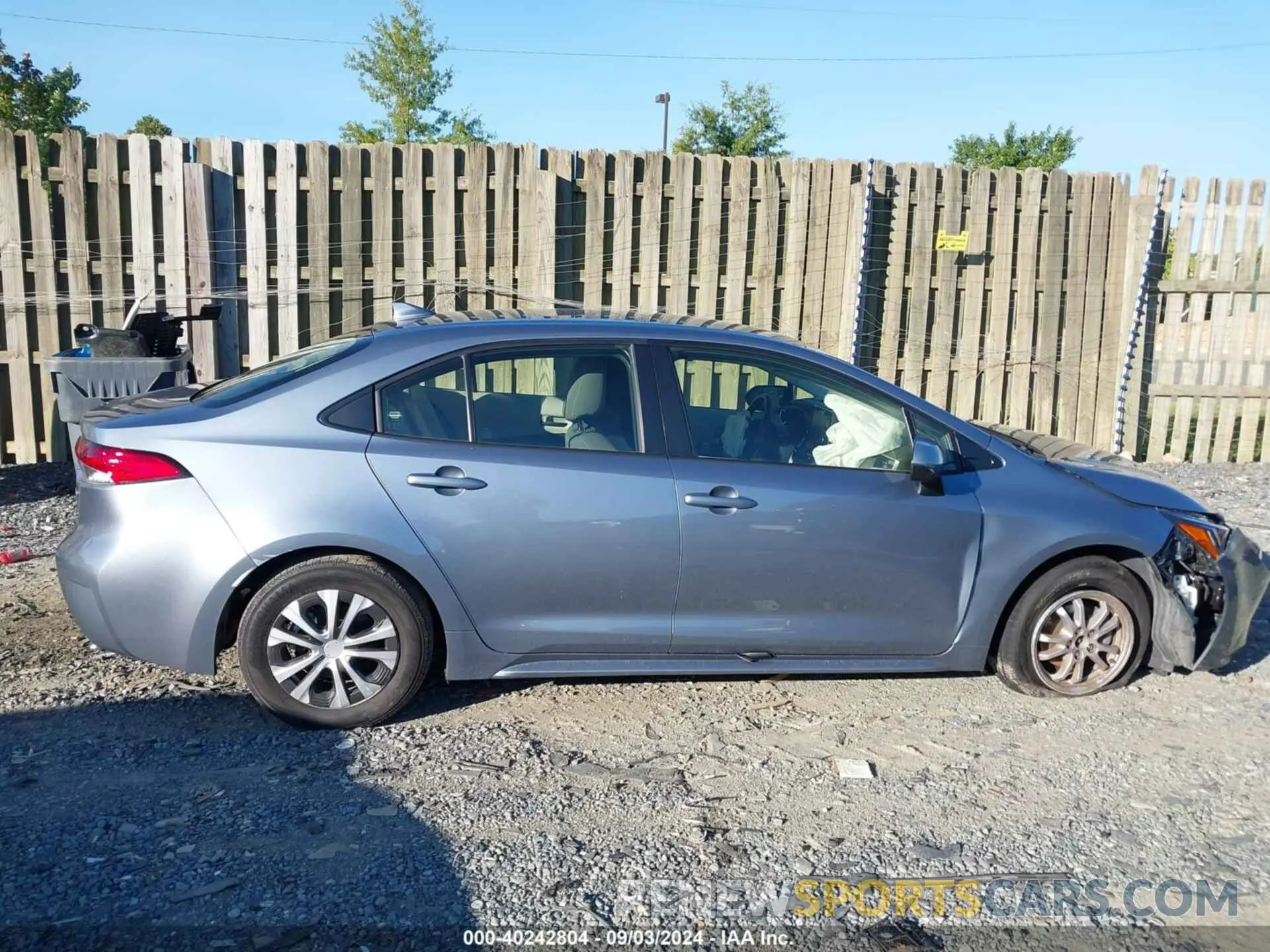 12 fotografías del automóvil dañado JTDEAMDE8N3011950 TOYOTA COROLLA 2022