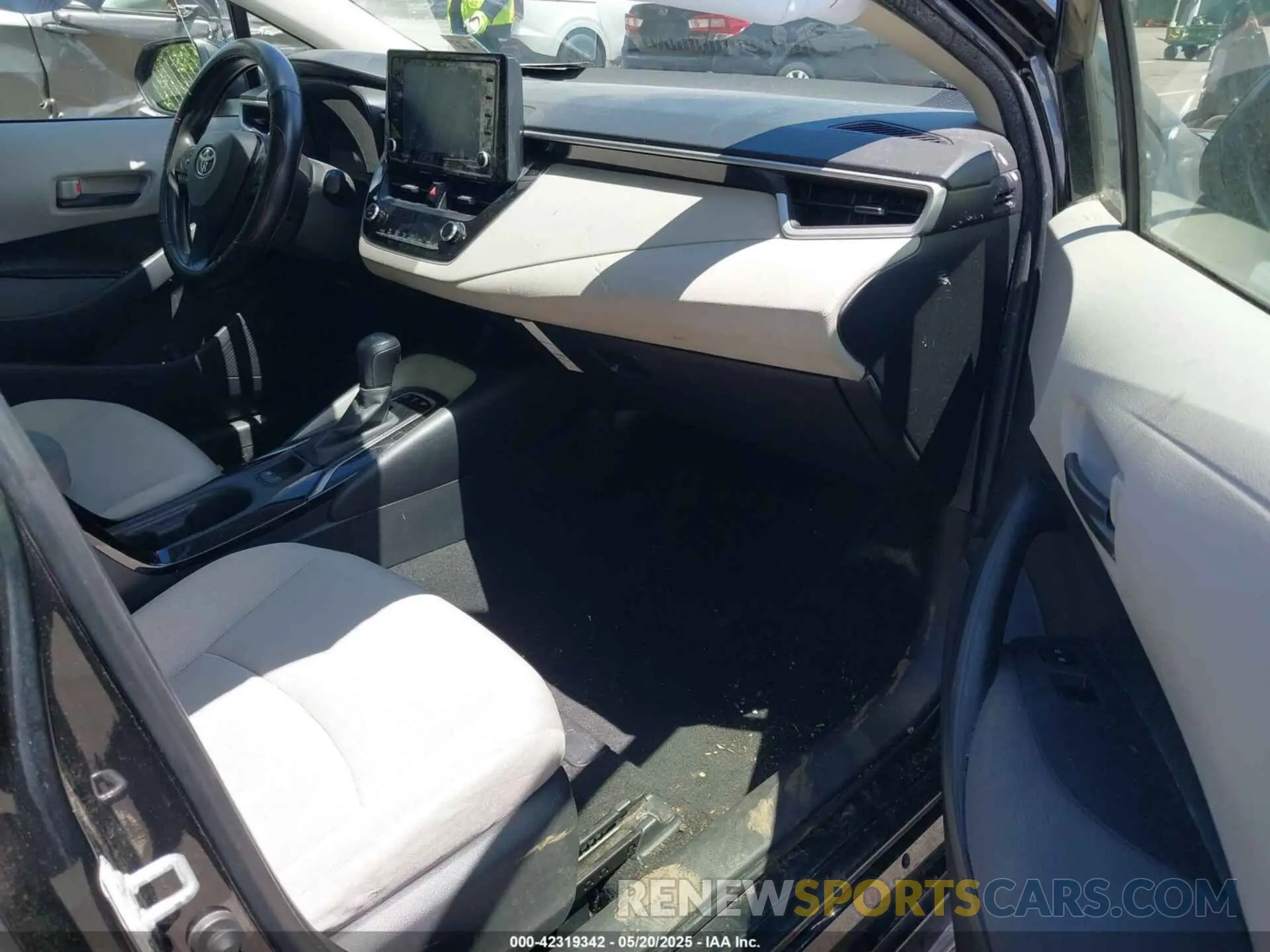 5 fotografías del automóvil dañado JTDEAMDE8NJ055538 TOYOTA COROLLA 2022